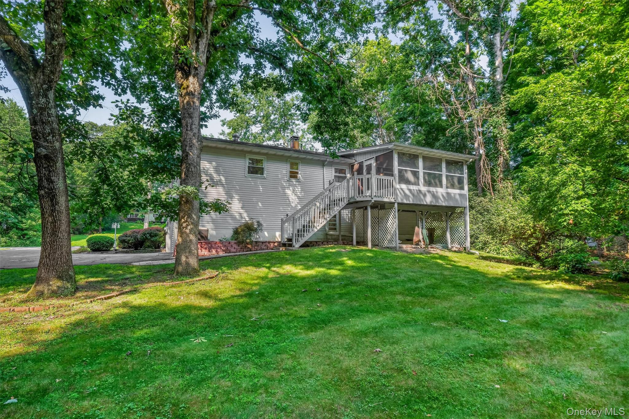 37 Julie Drive – For Sale photo 34