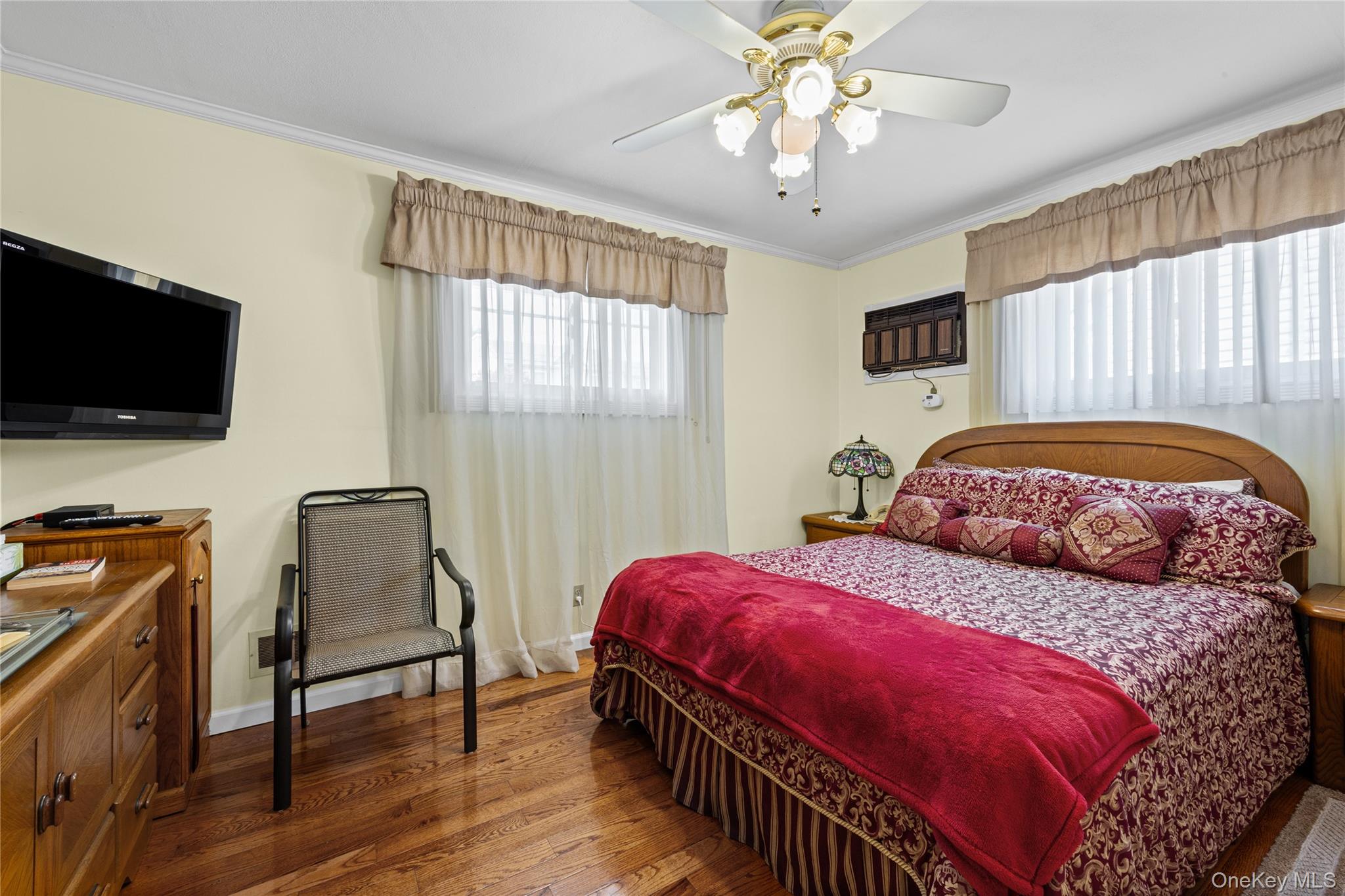 212 15th Street – For Sale photo 9