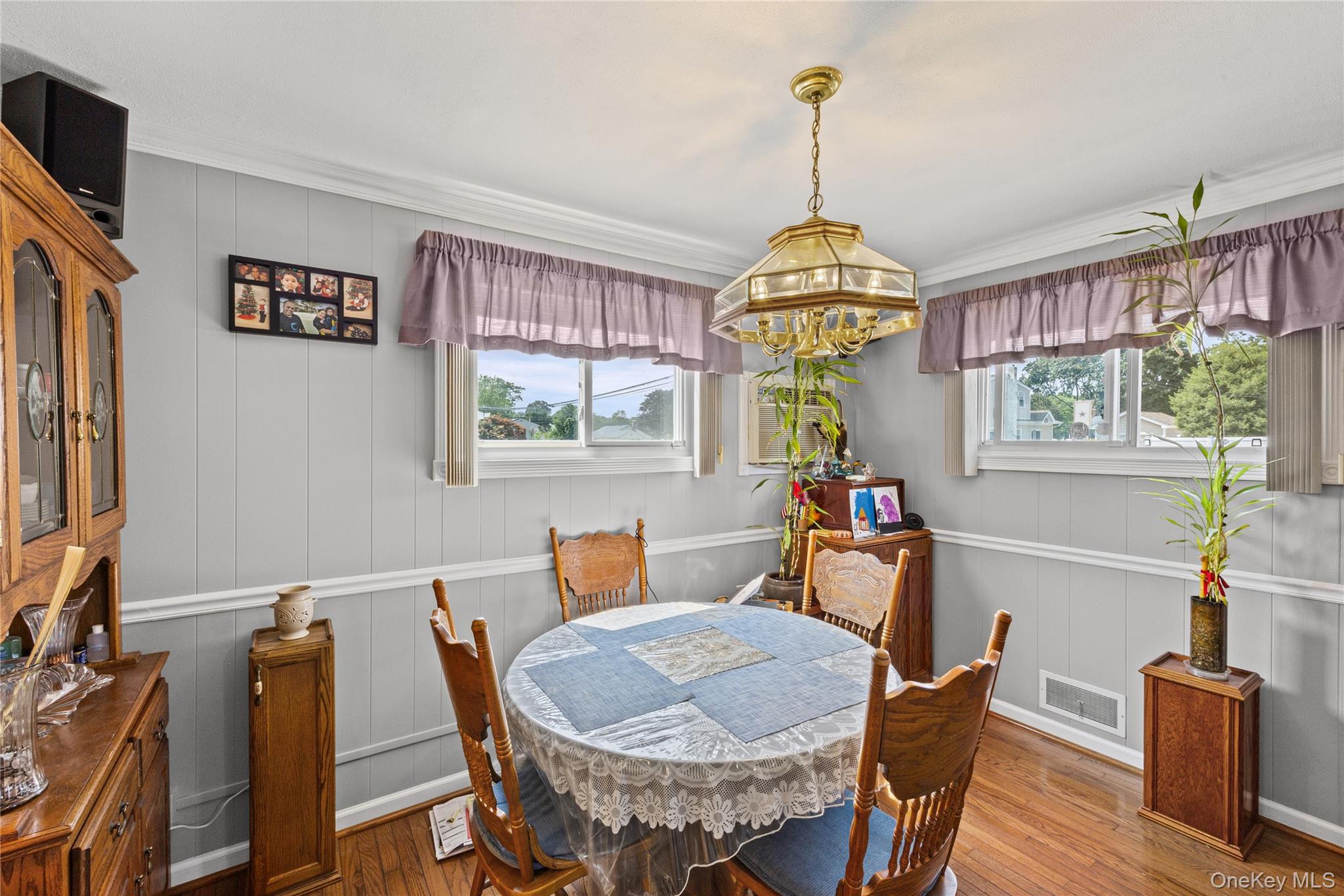 212 15th Street – For Sale photo 6