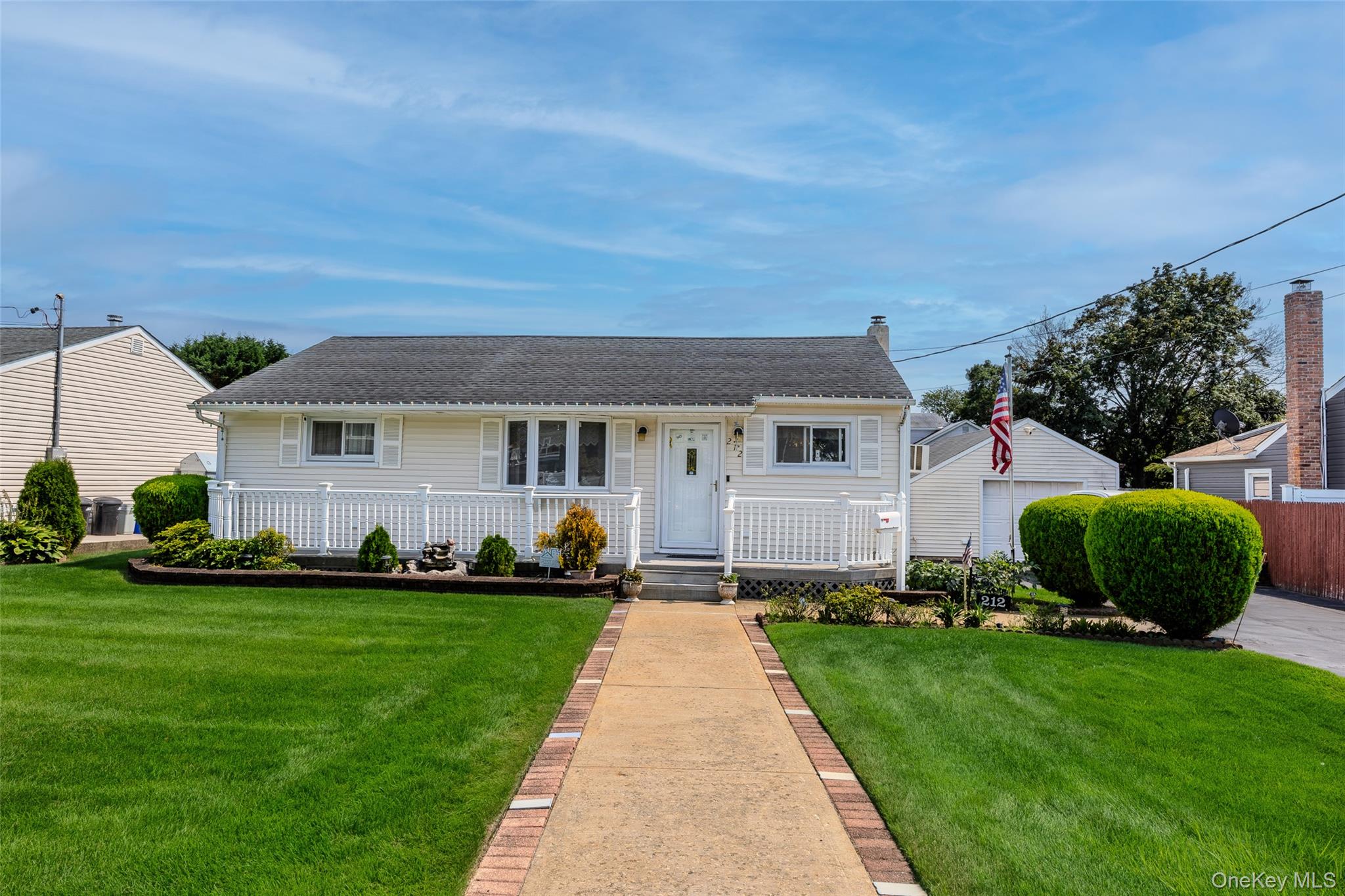 212 15th Street – For Sale