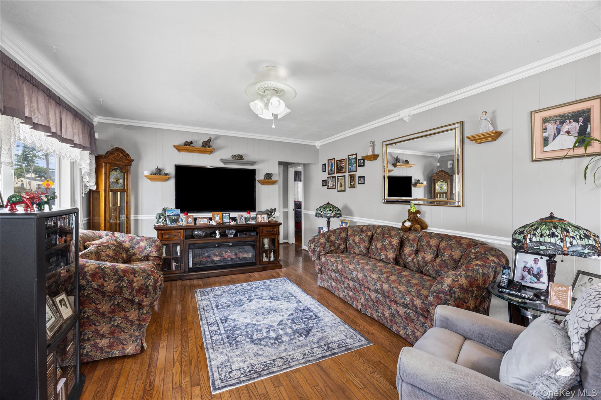 212 15th Street – For Sale photo 4