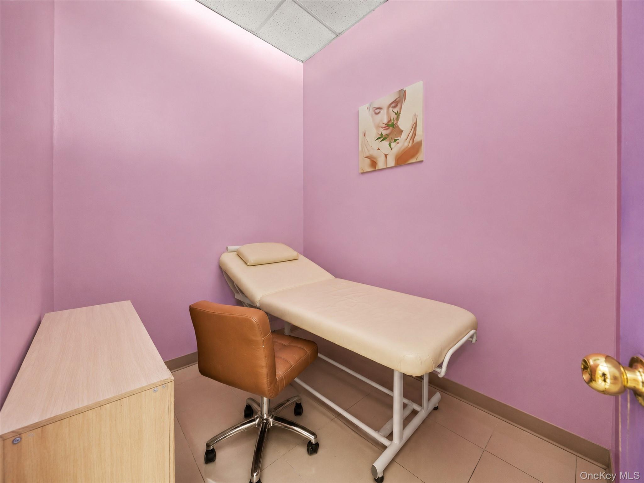60-11 Myrtle Avenue – For Sale photo 7
