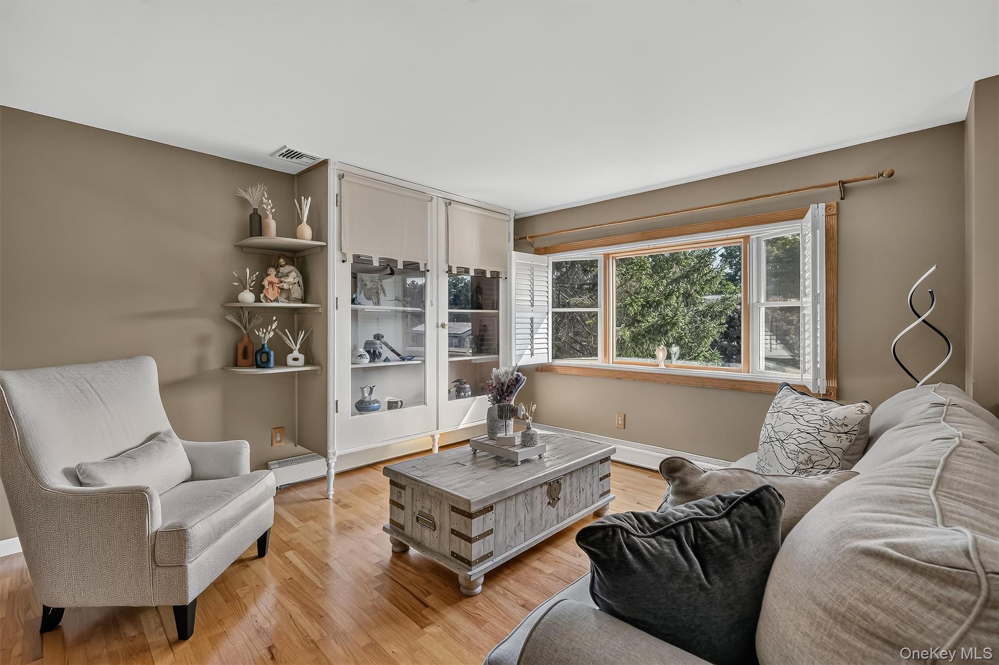 10 Pine Drive – For Sale photo 18