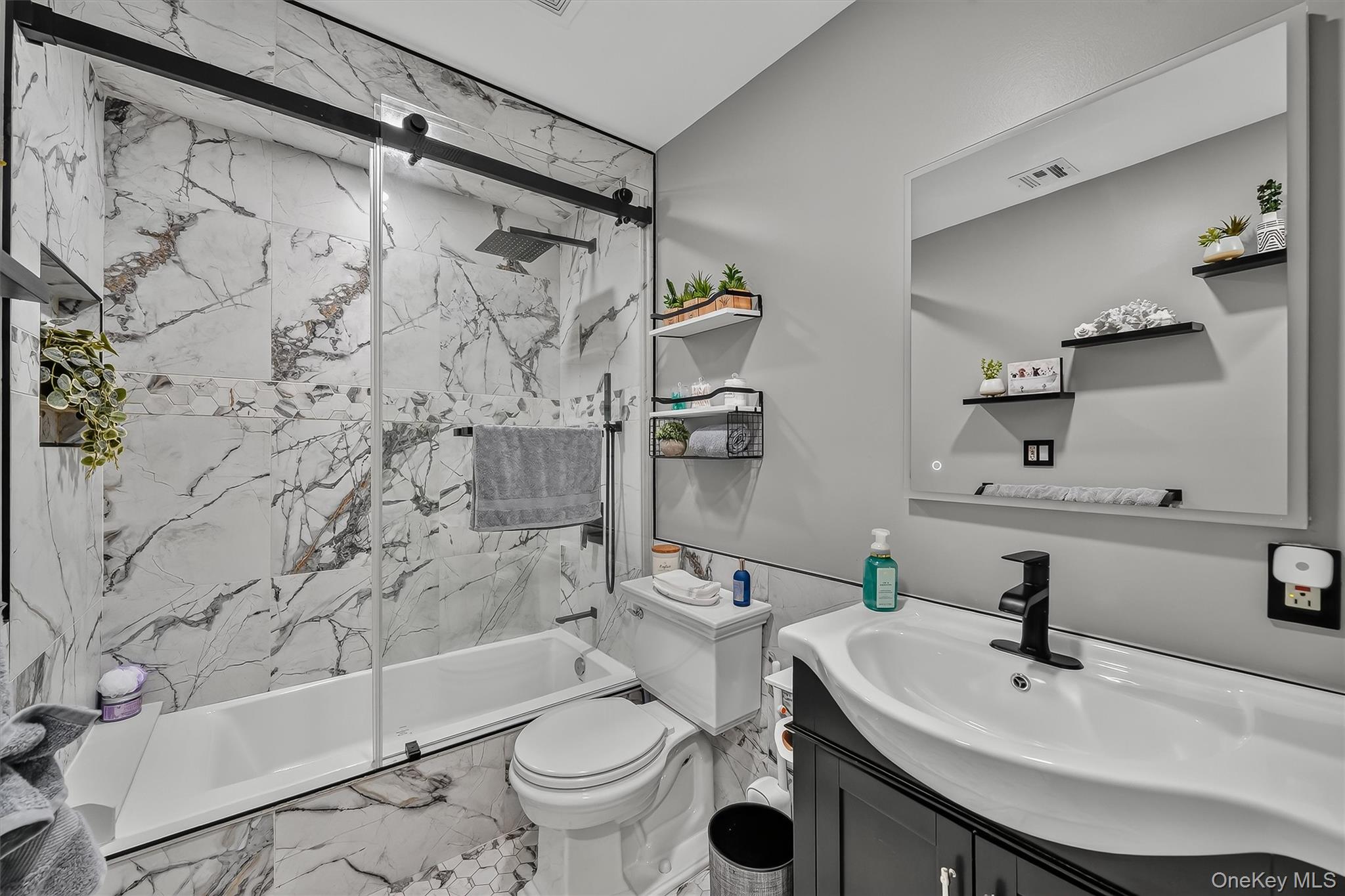 10 Pine Drive – For Sale photo 22