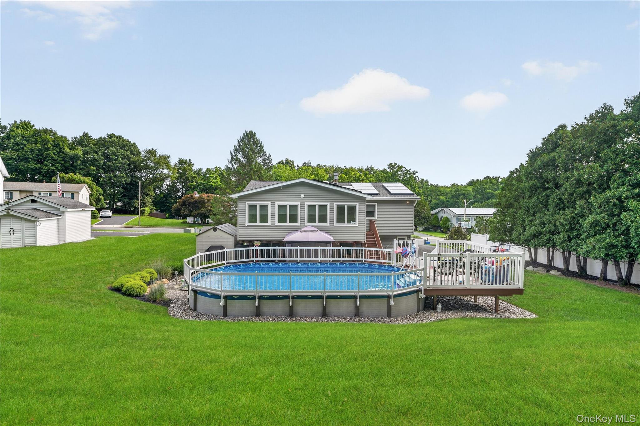 10 Pine Drive – For Sale photo 42