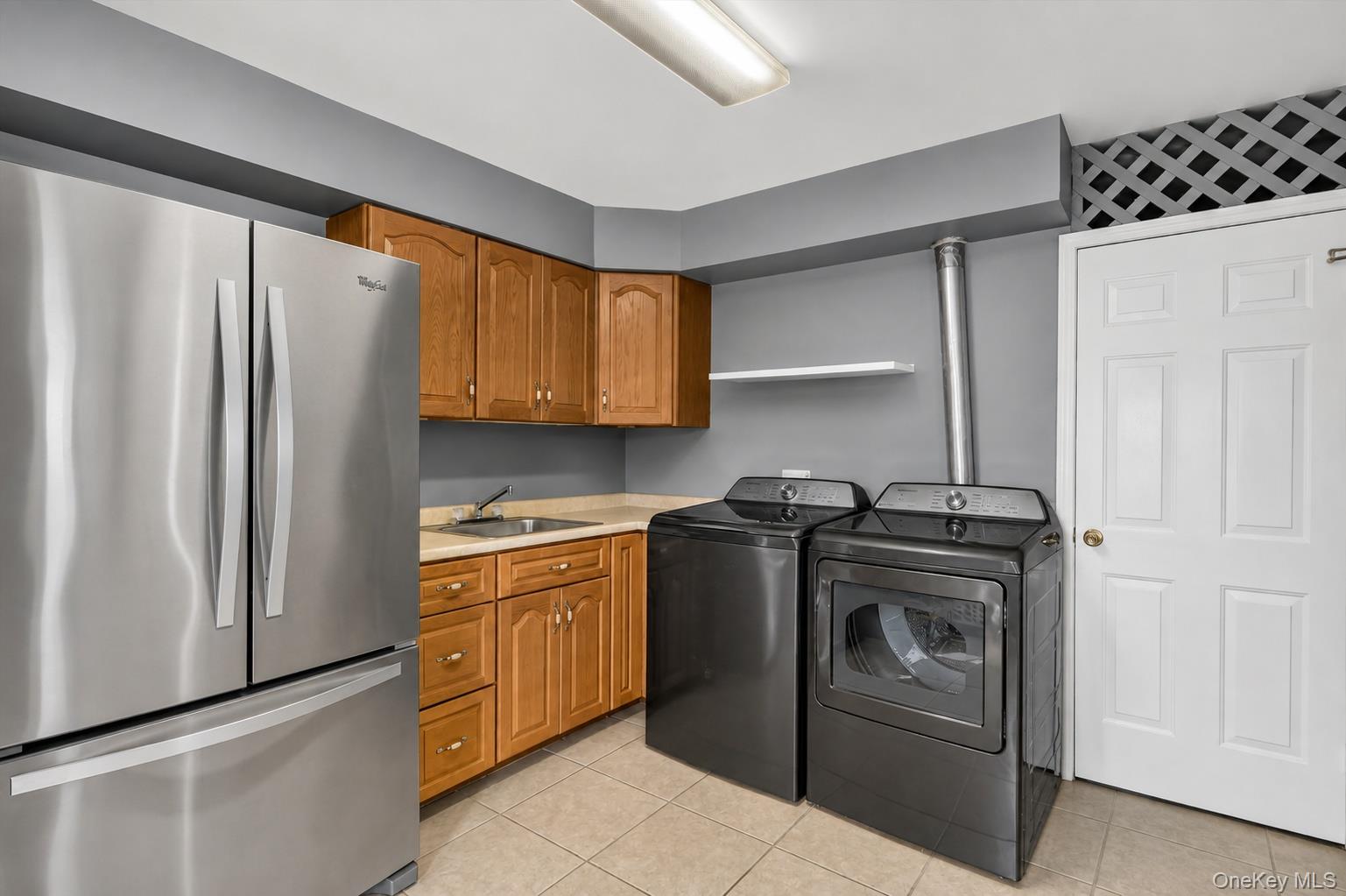 10 Pine Drive – For Sale photo 39