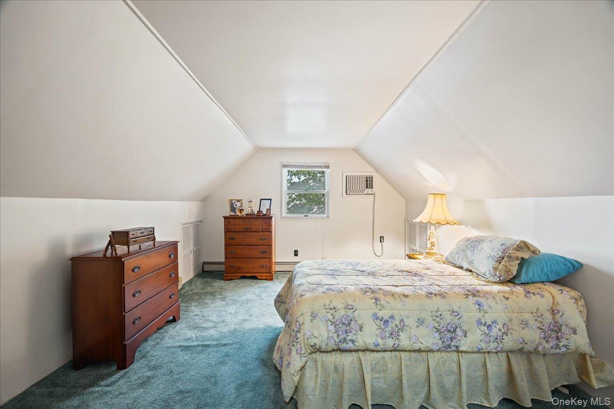 4060 Maywood Drive – For Sale photo 28