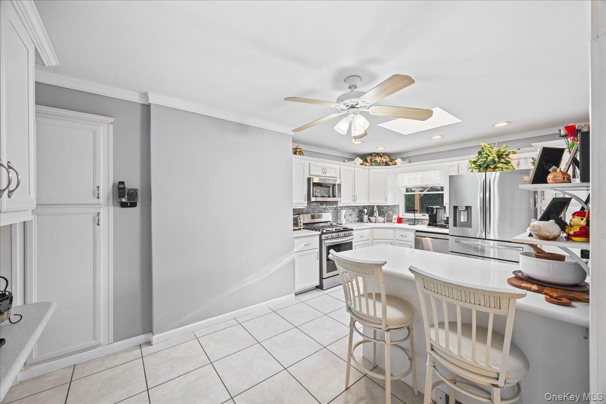 4060 Maywood Drive – For Sale photo 19