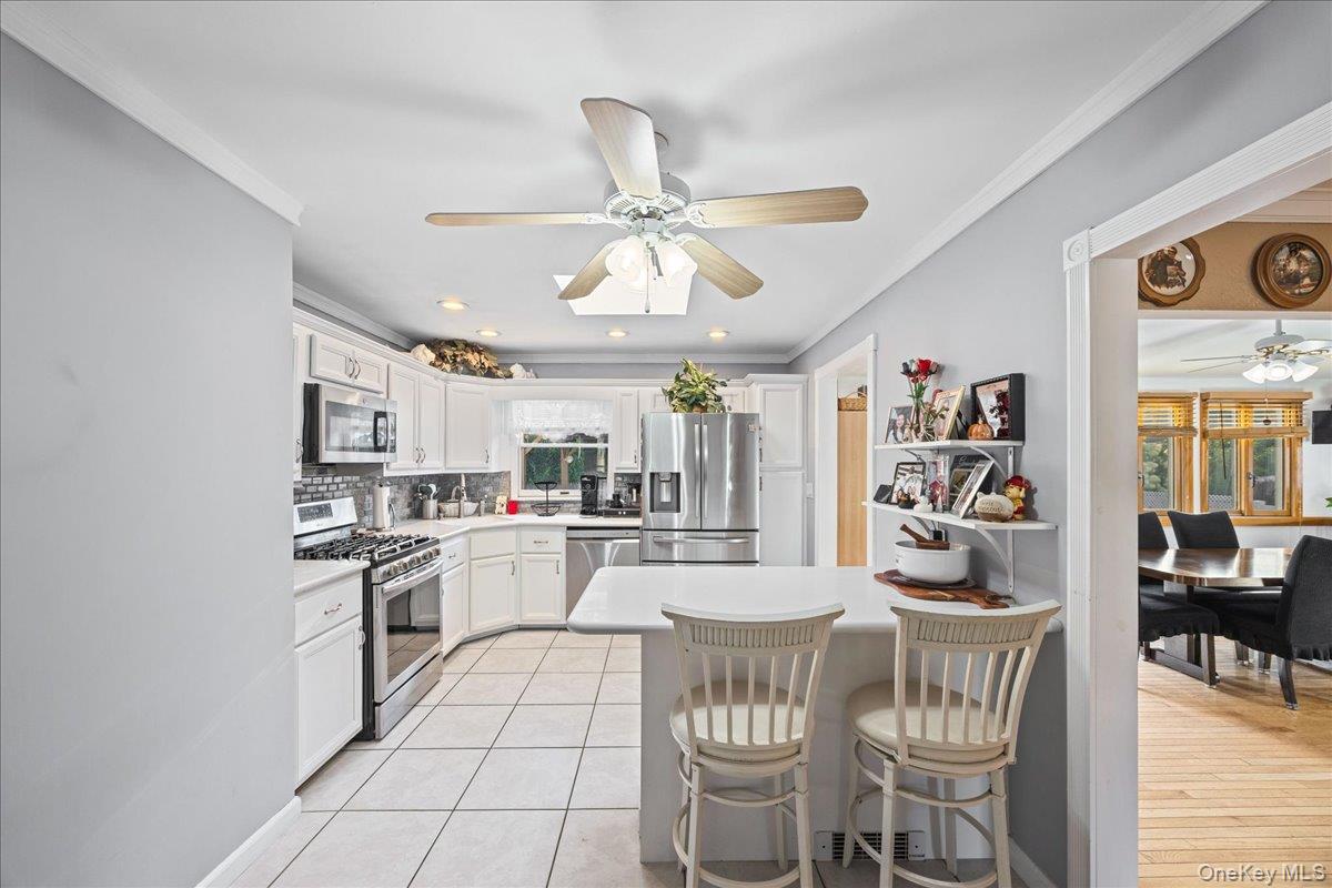 4060 Maywood Drive – For Sale photo 20