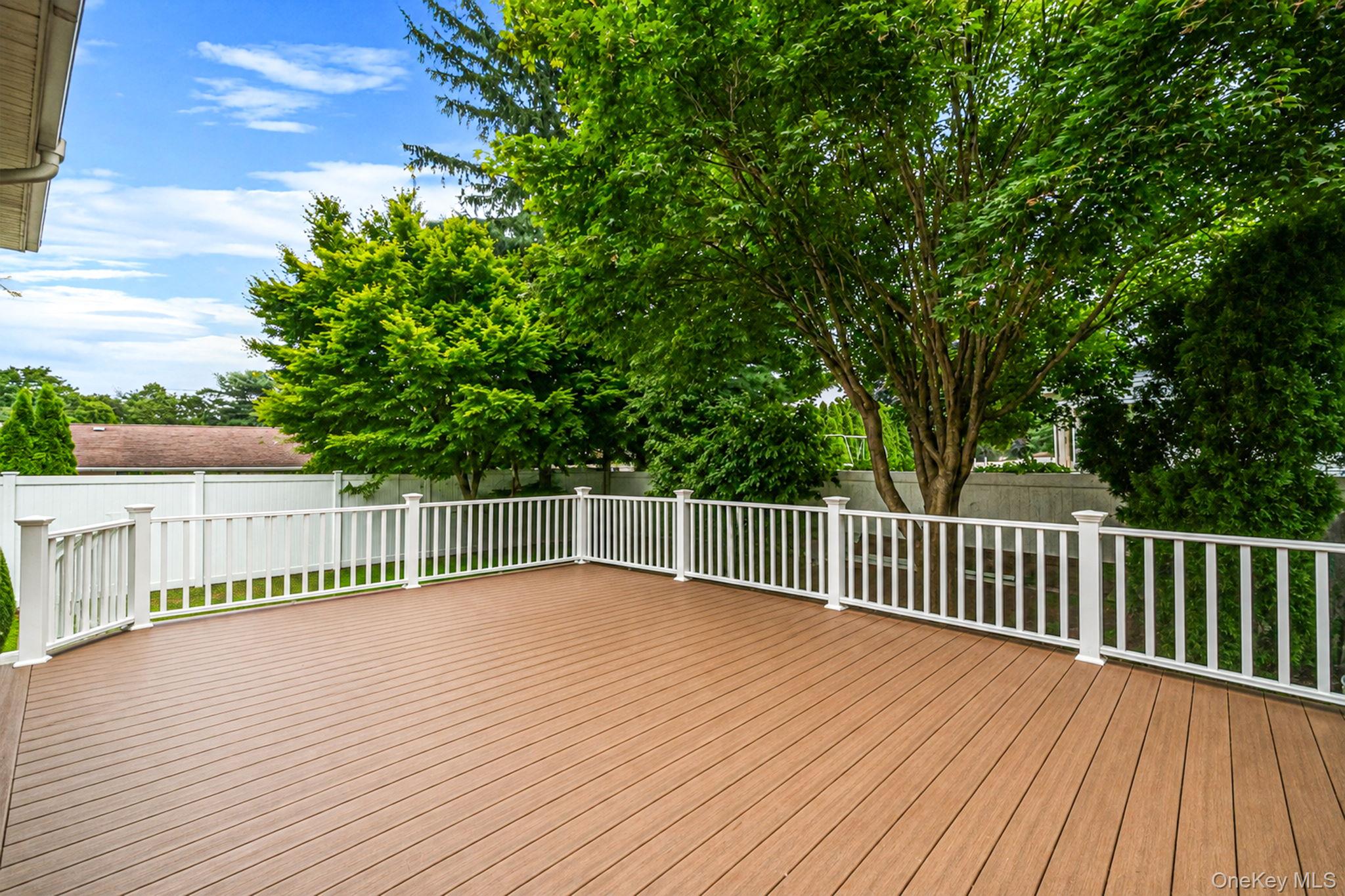 15 Kirby Lane – For Sale photo 41