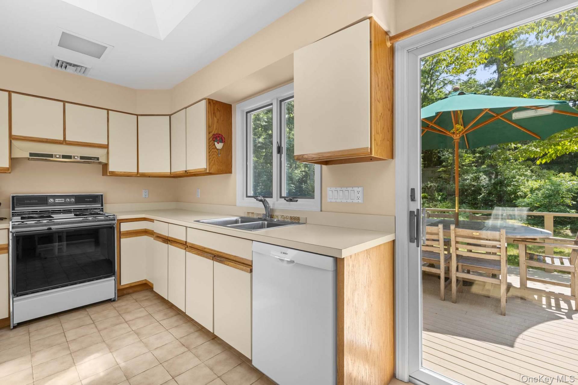 1 White Birch Drive – For Sale photo 12