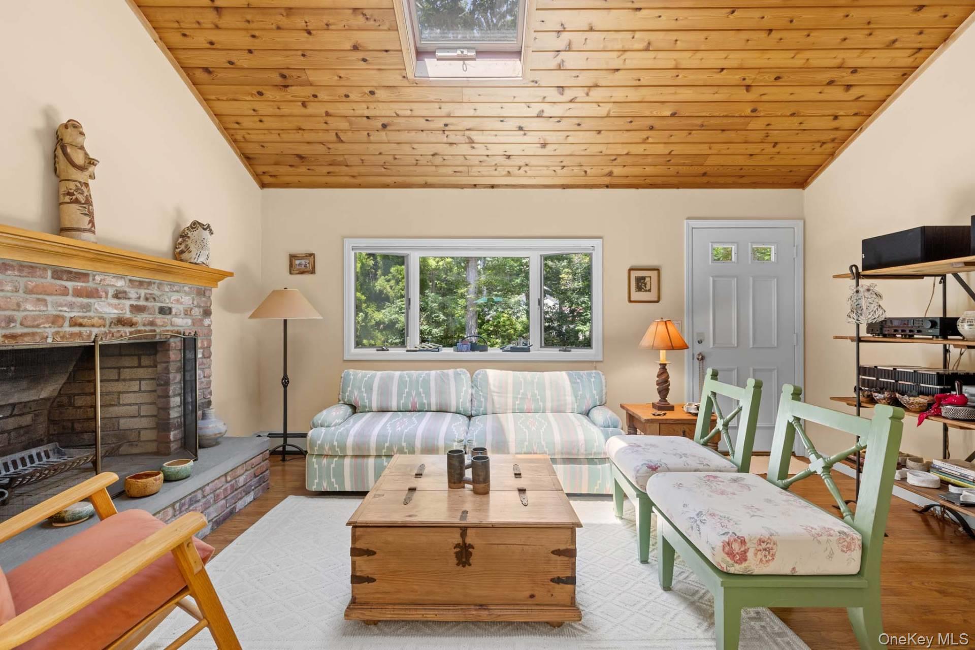 1 White Birch Drive – For Sale photo 5
