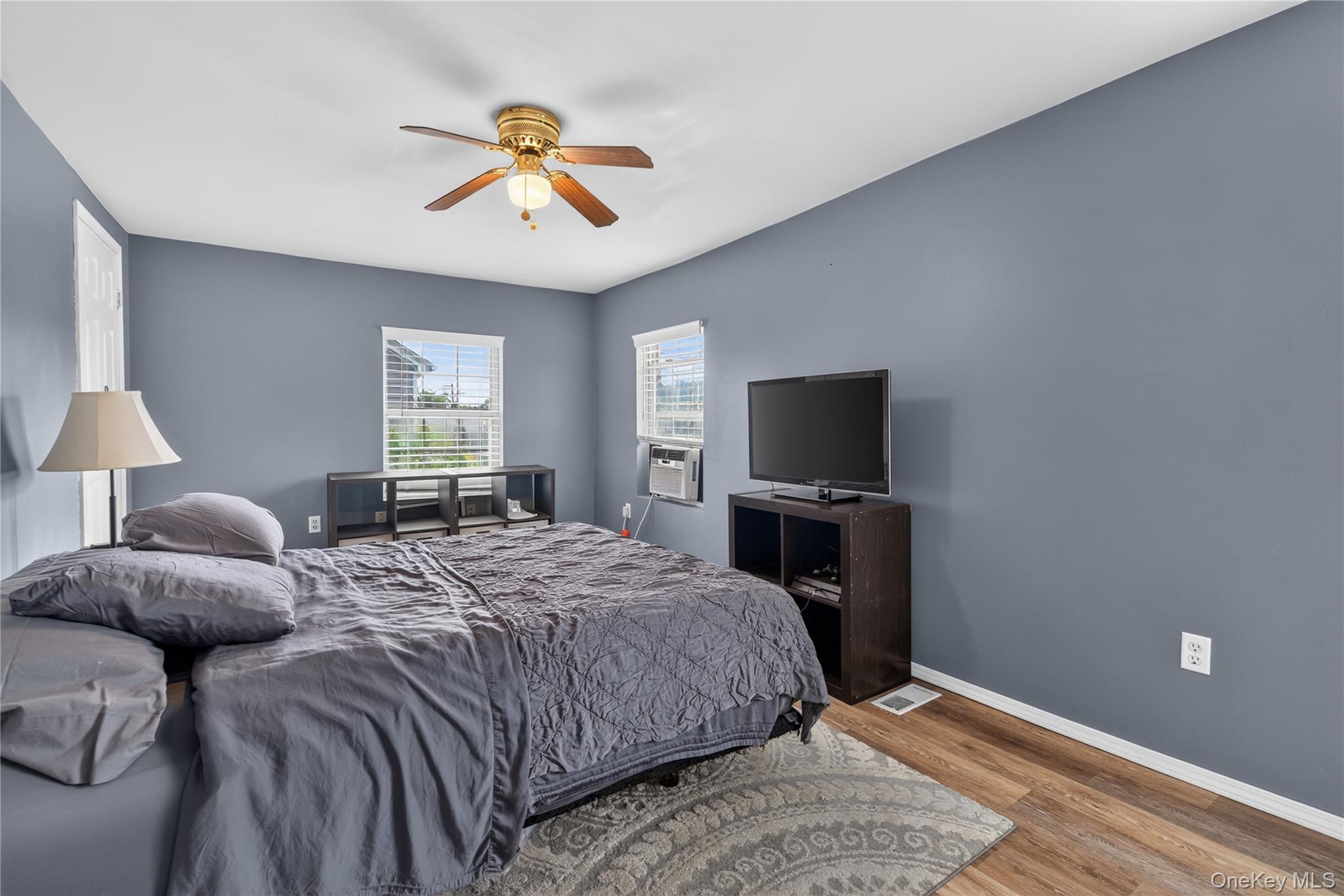 19 Railroad Avenue – For Sale photo 17