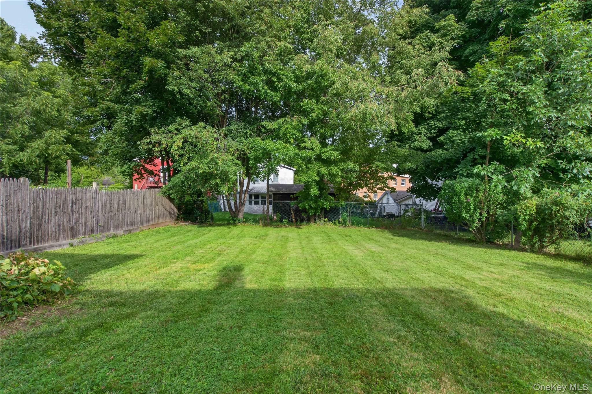 19 Railroad Avenue – For Sale photo 24