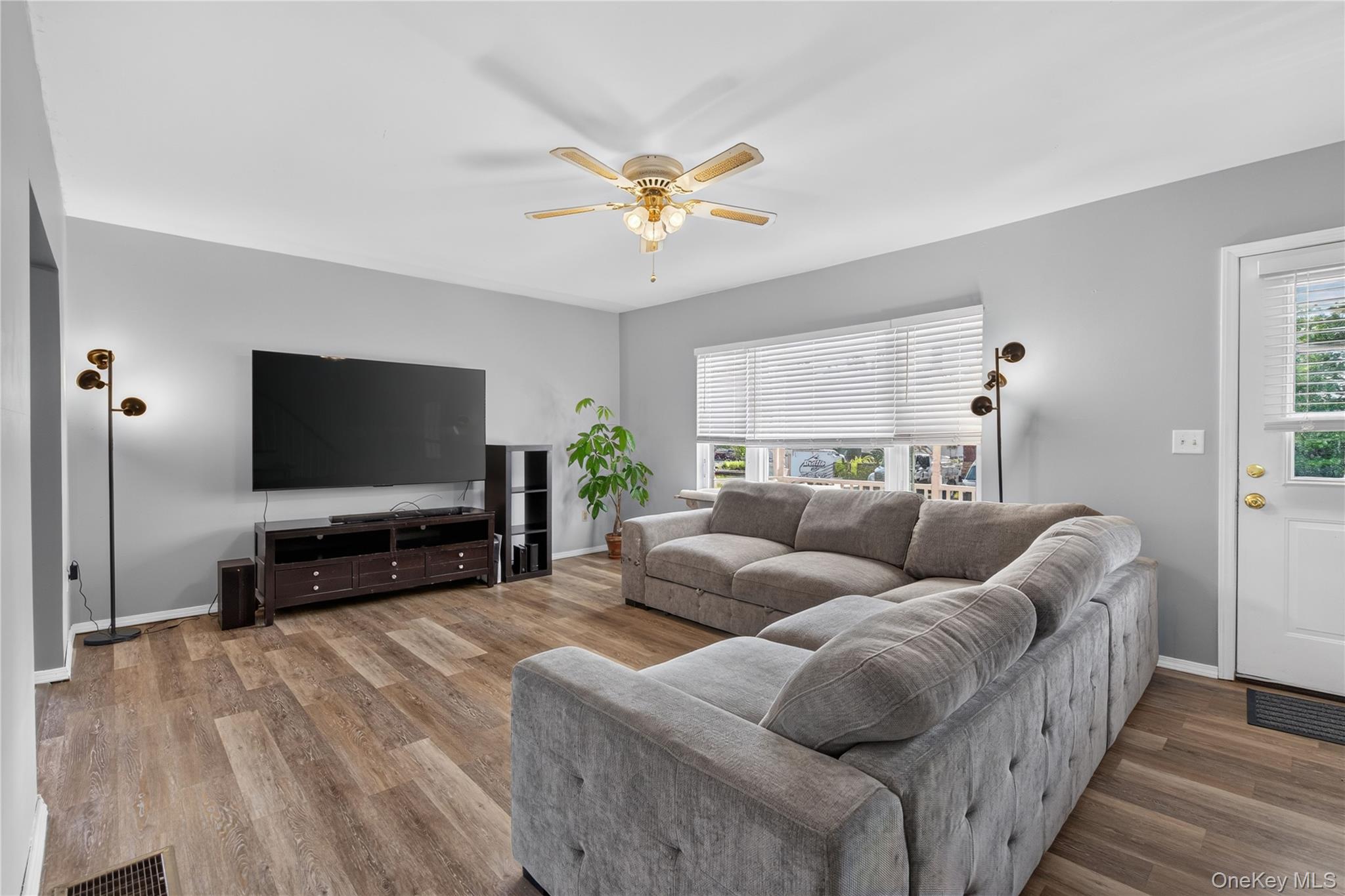 19 Railroad Avenue – For Sale photo 14