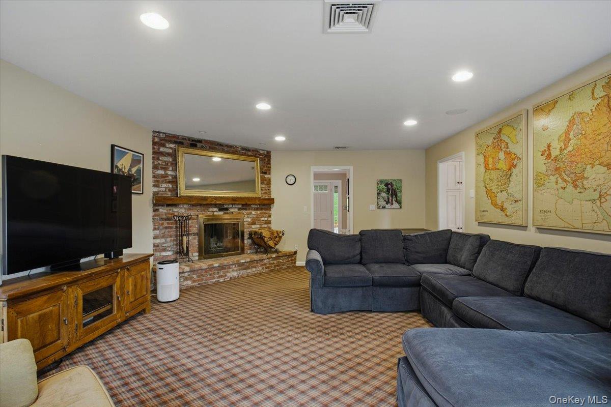 20 Hitching Post Lane – For Sale photo 14