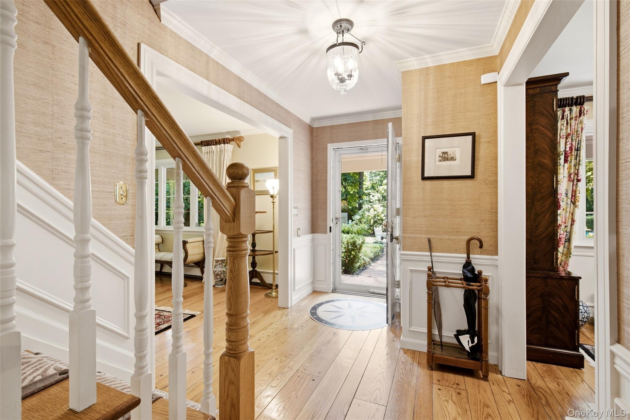 7 Private Road – For Sale photo 4