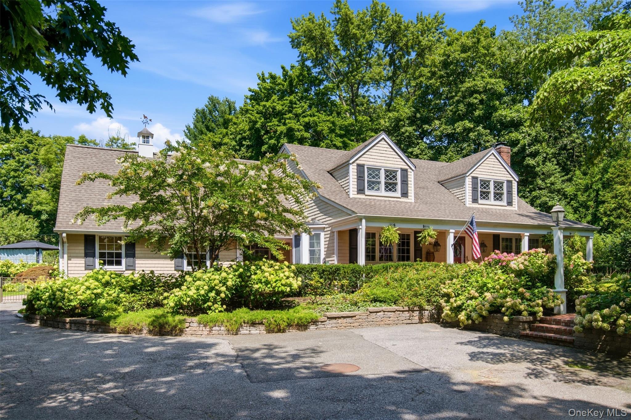 7 Private Road – For Sale photo 2
