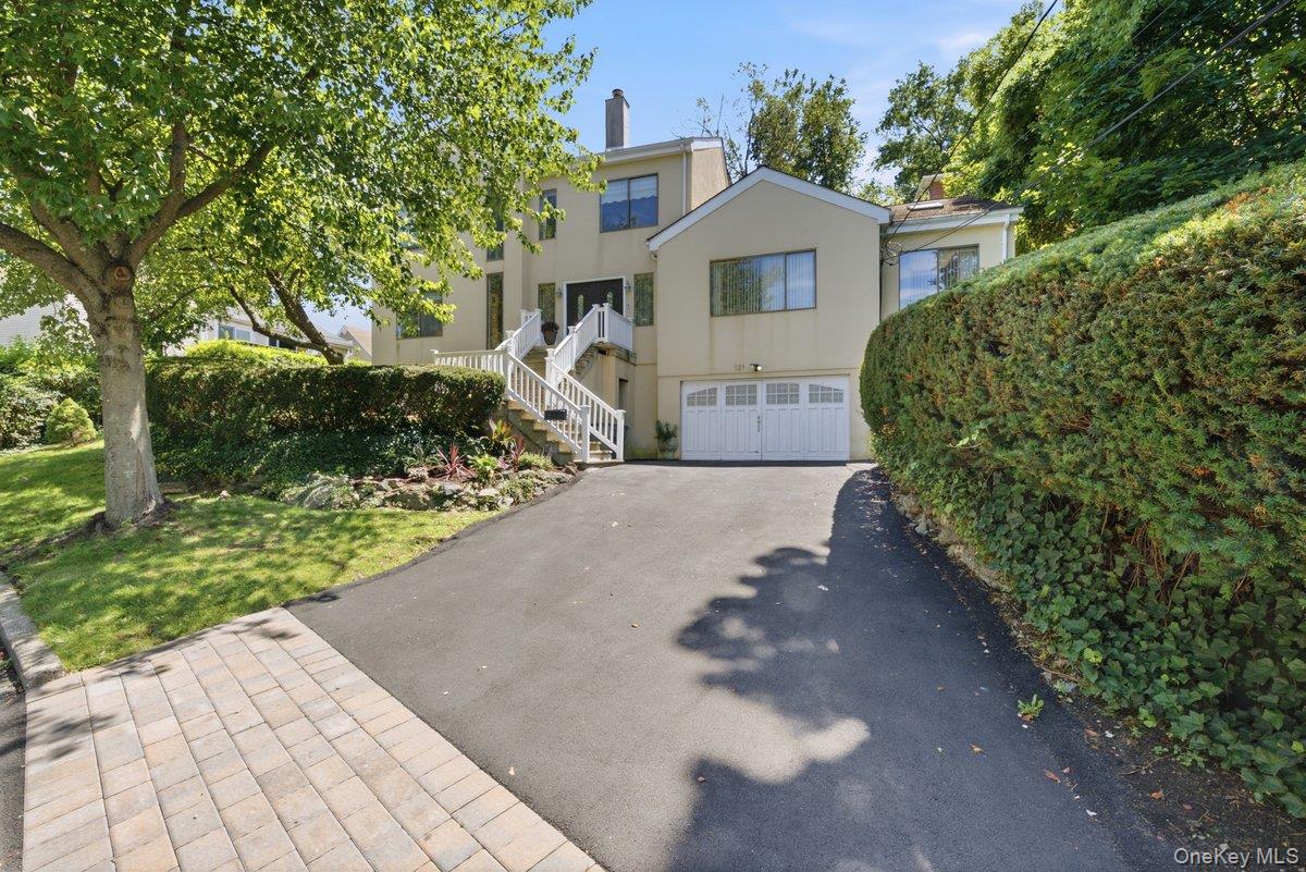 121 Newport Road – For Sale photo 2