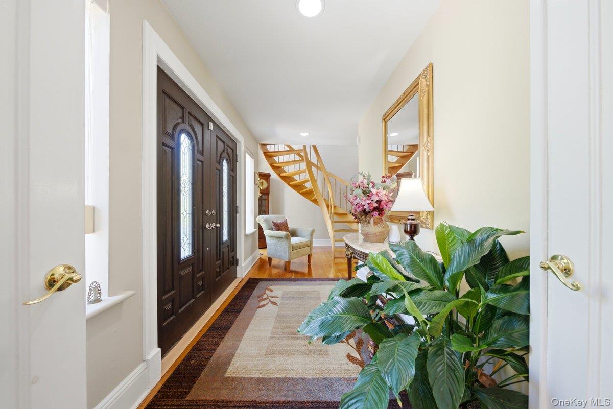 121 Newport Road – For Sale photo 4