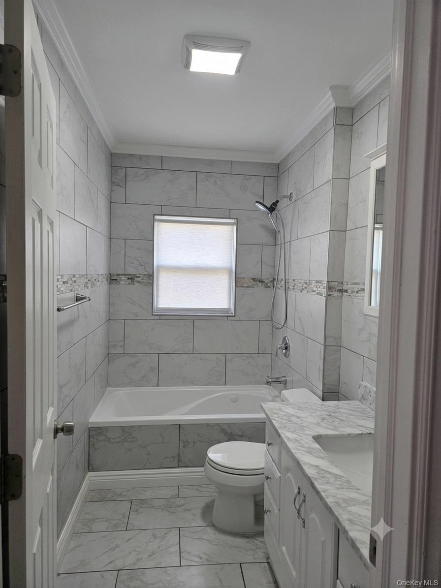 92-10 212th Place – For Sale photo 5