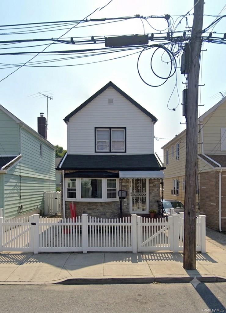 92-10 212th Place – For Sale