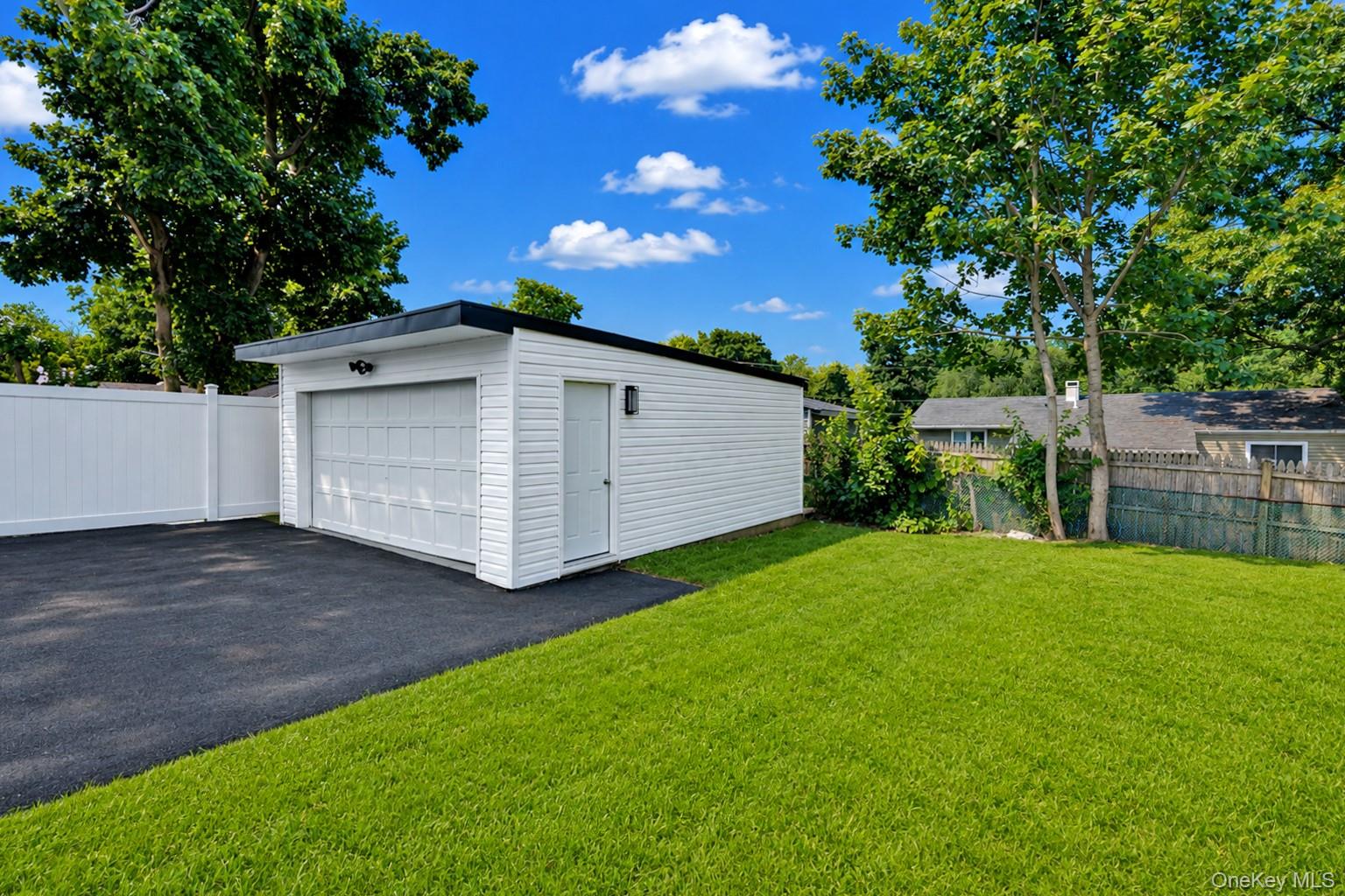 14 Marie Lane – For Sale photo 29