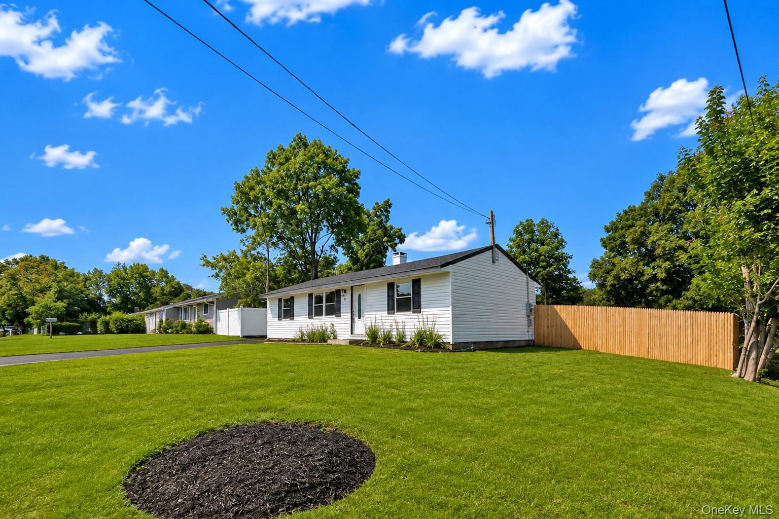 14 Marie Lane – For Sale photo 3
