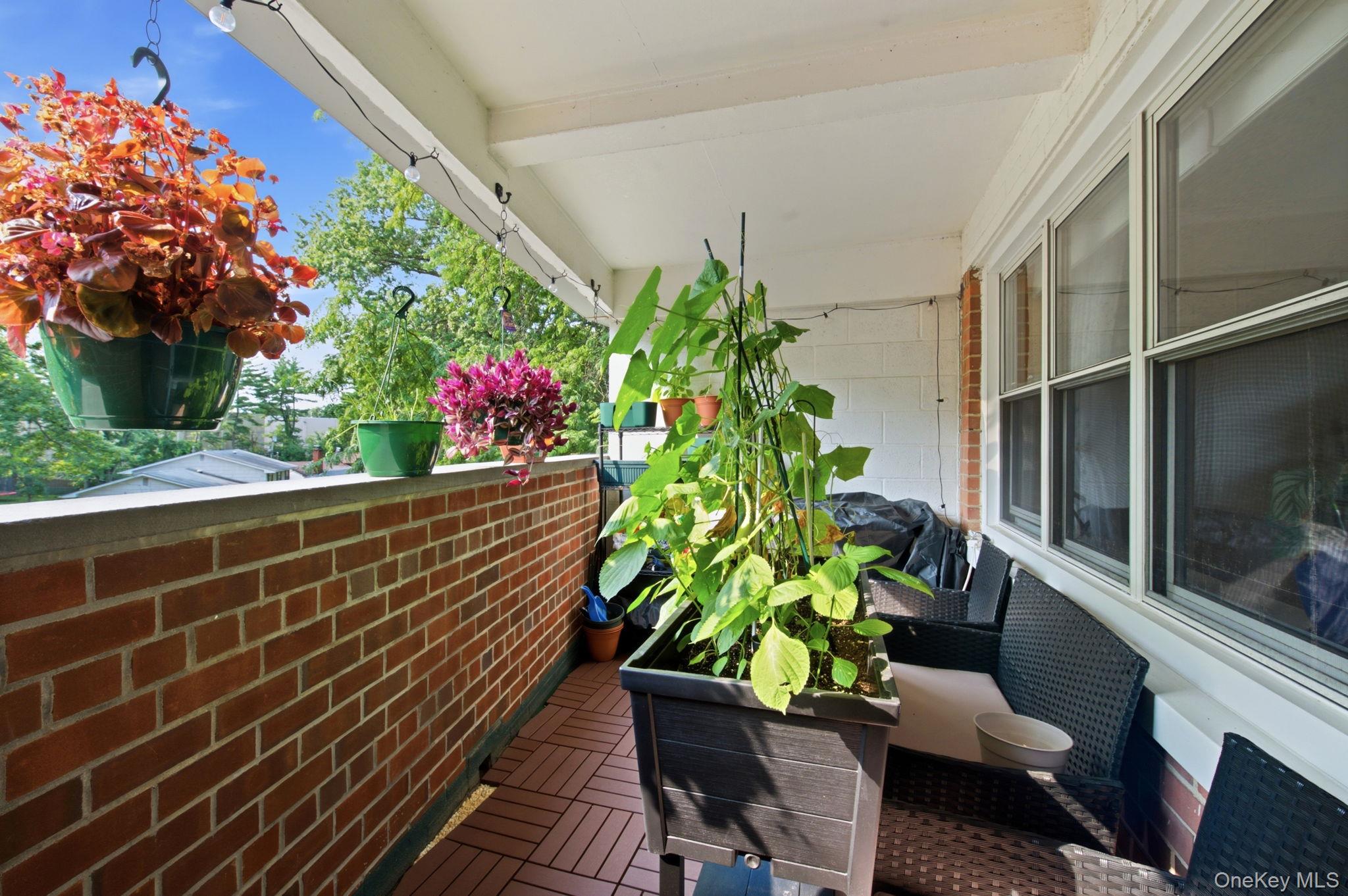 180 South Middle Neck, Unit 1P photo 11