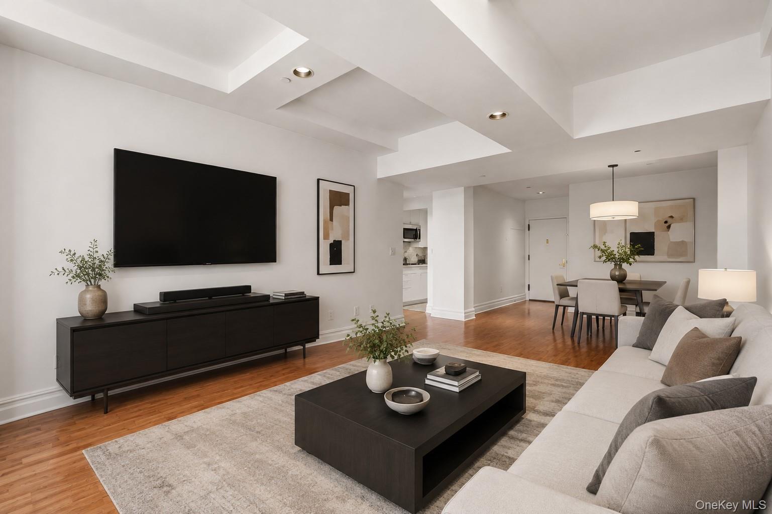 45-02 Ditmars Boulevard, Unit 124 photo 7
