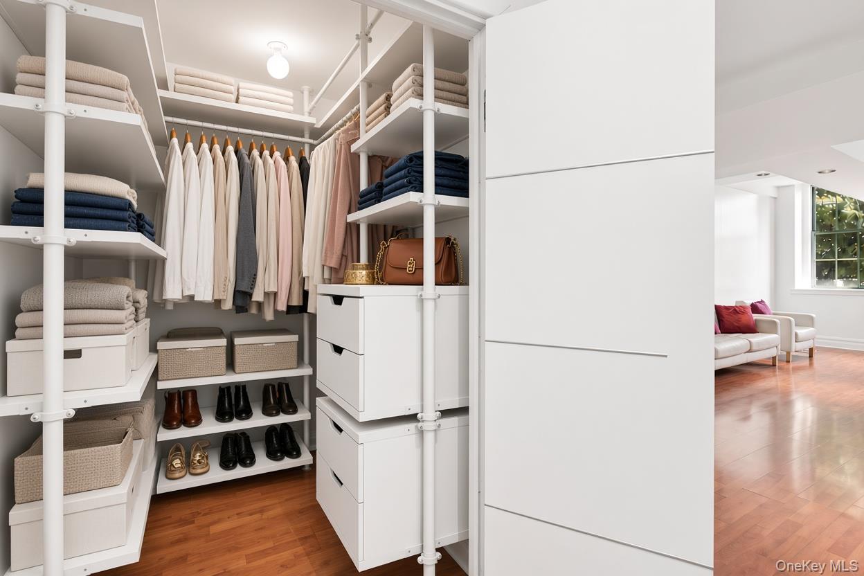 45-02 Ditmars Boulevard, Unit 124 photo 19
