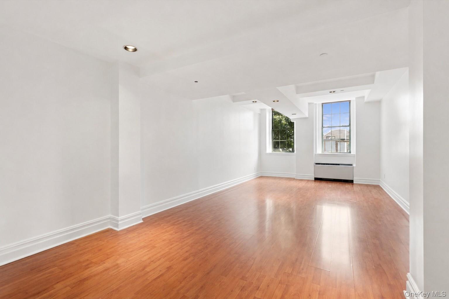 45-02 Ditmars Boulevard, Unit 124 photo 6