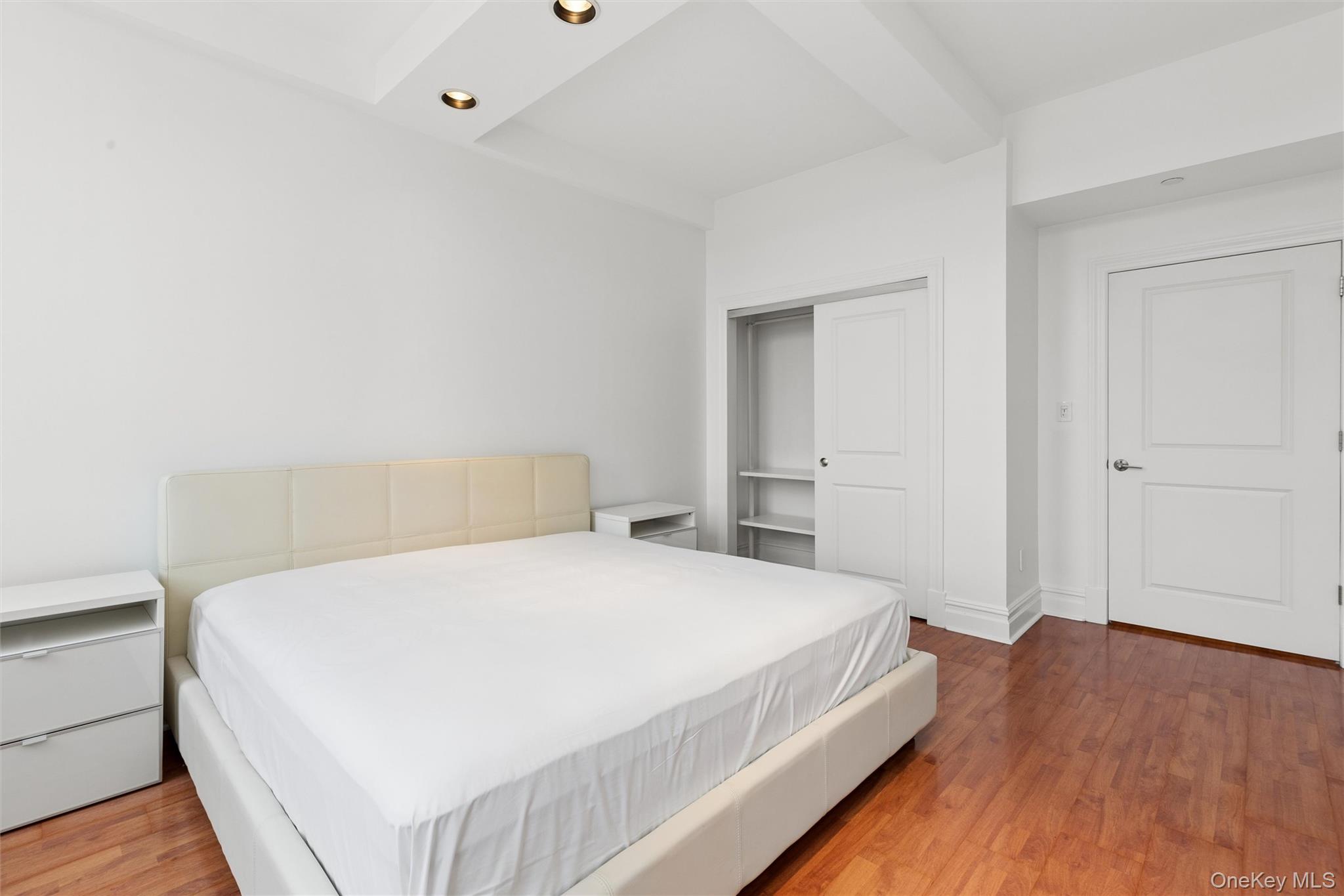 45-02 Ditmars Boulevard, Unit 124 photo 14