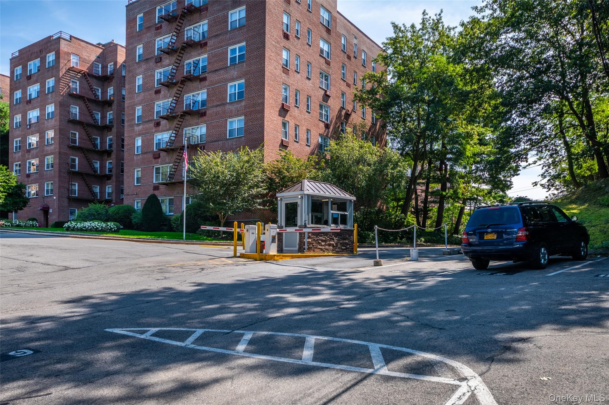 611 Palmer Road, Unit 4Y photo 17