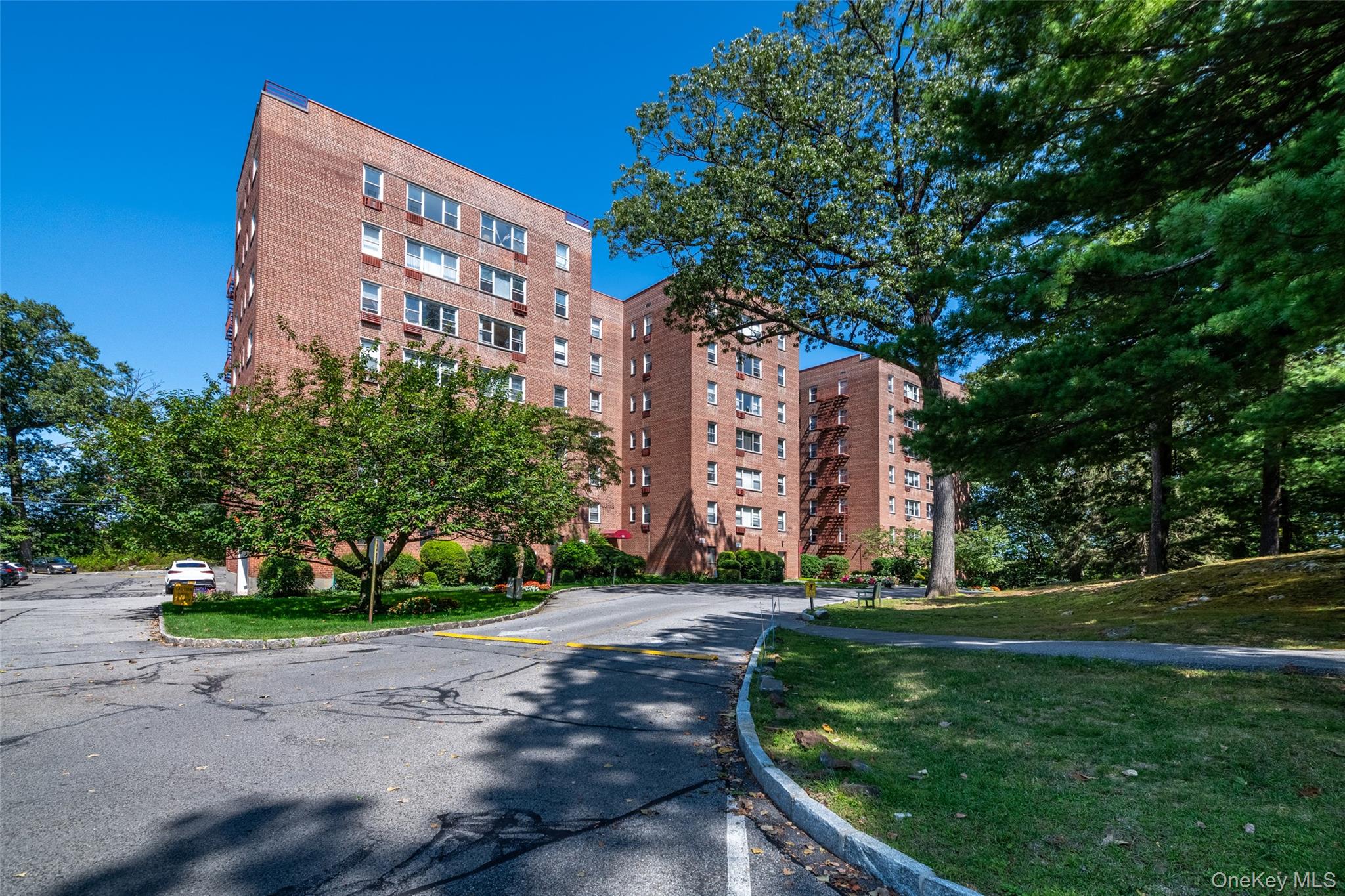 611 Palmer Road, Unit 4Y photo 2