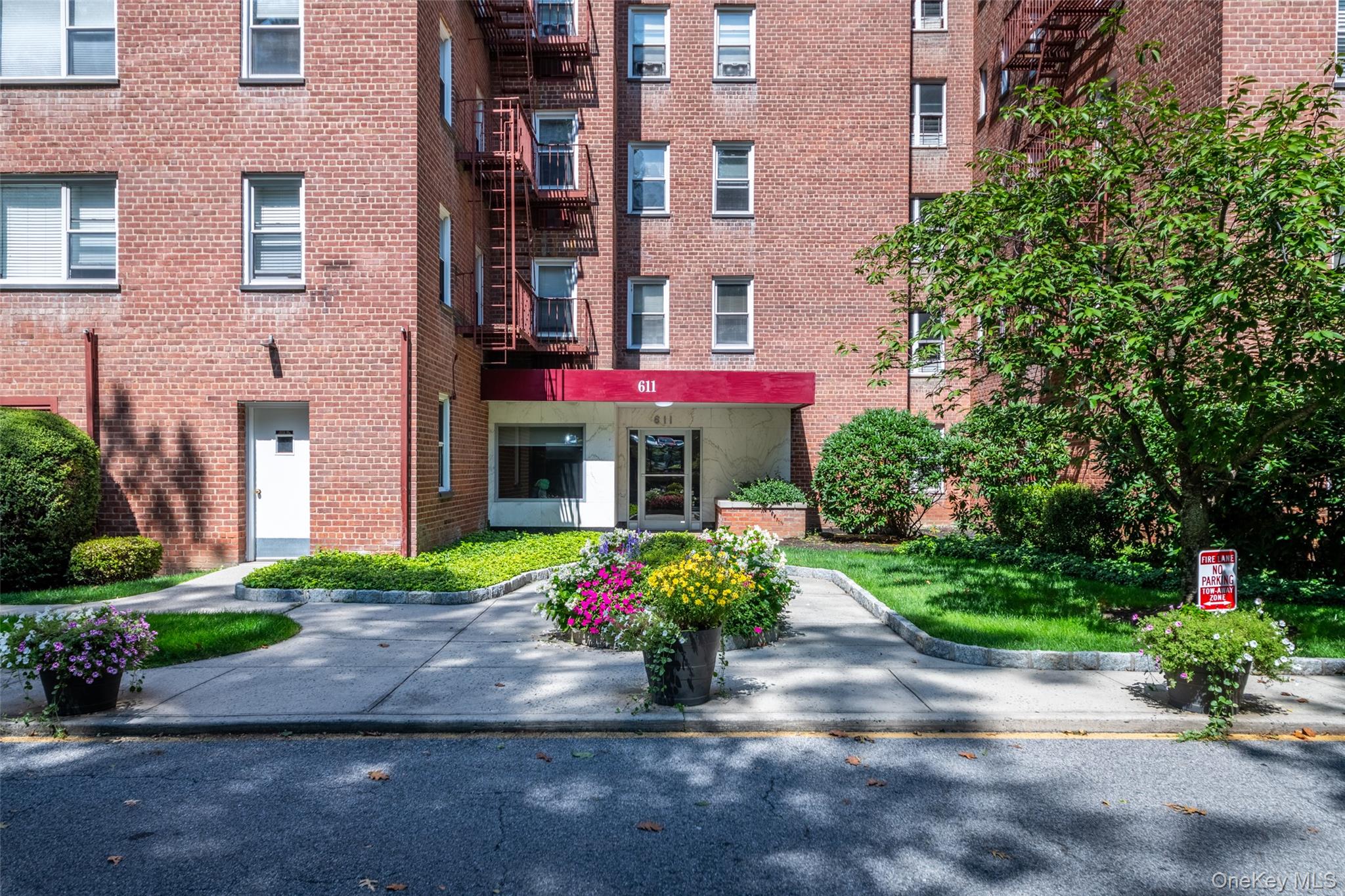 611 Palmer Road, Unit 4Y photo 4