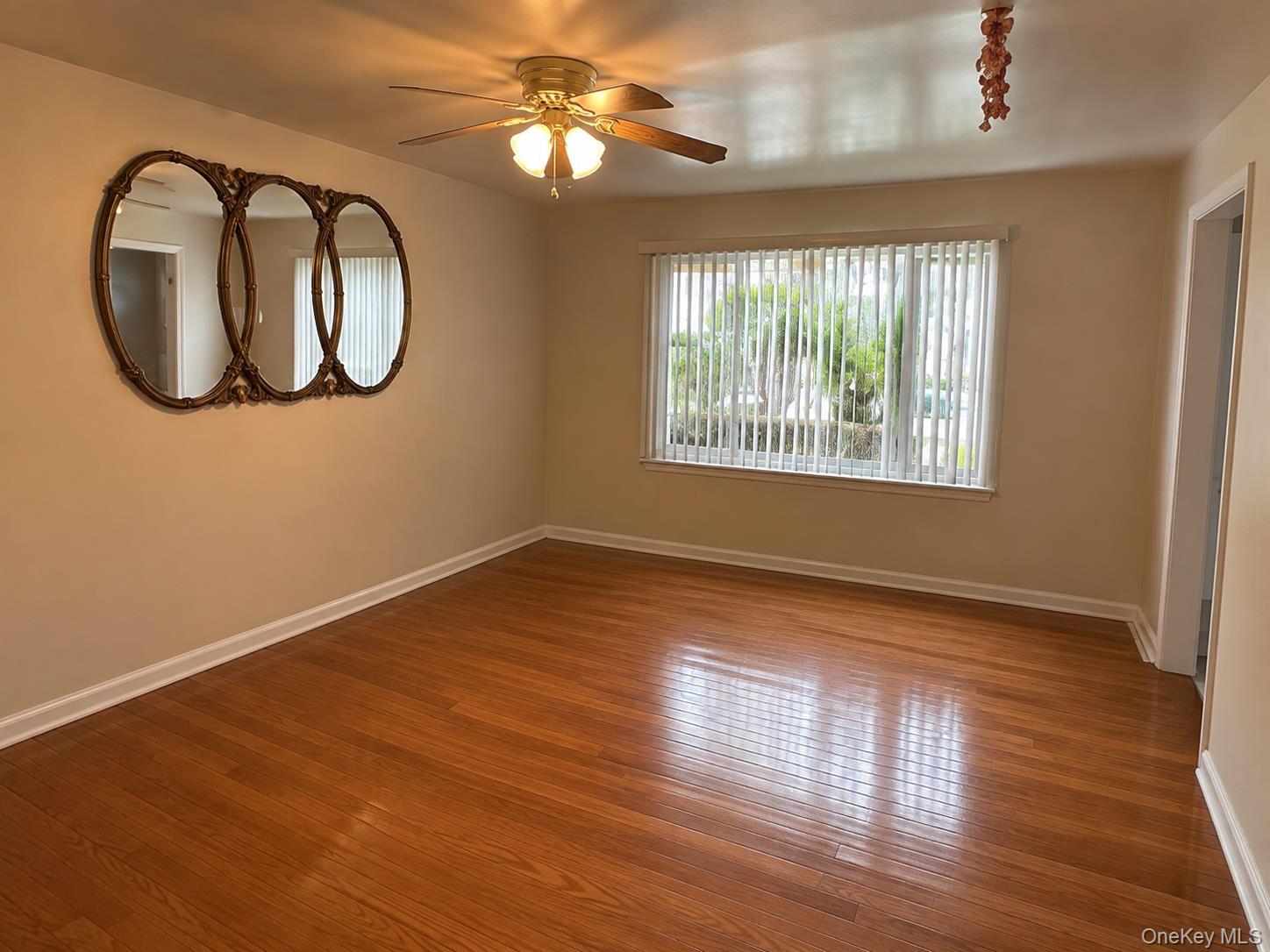 179-21 143 Avenue – For Sale