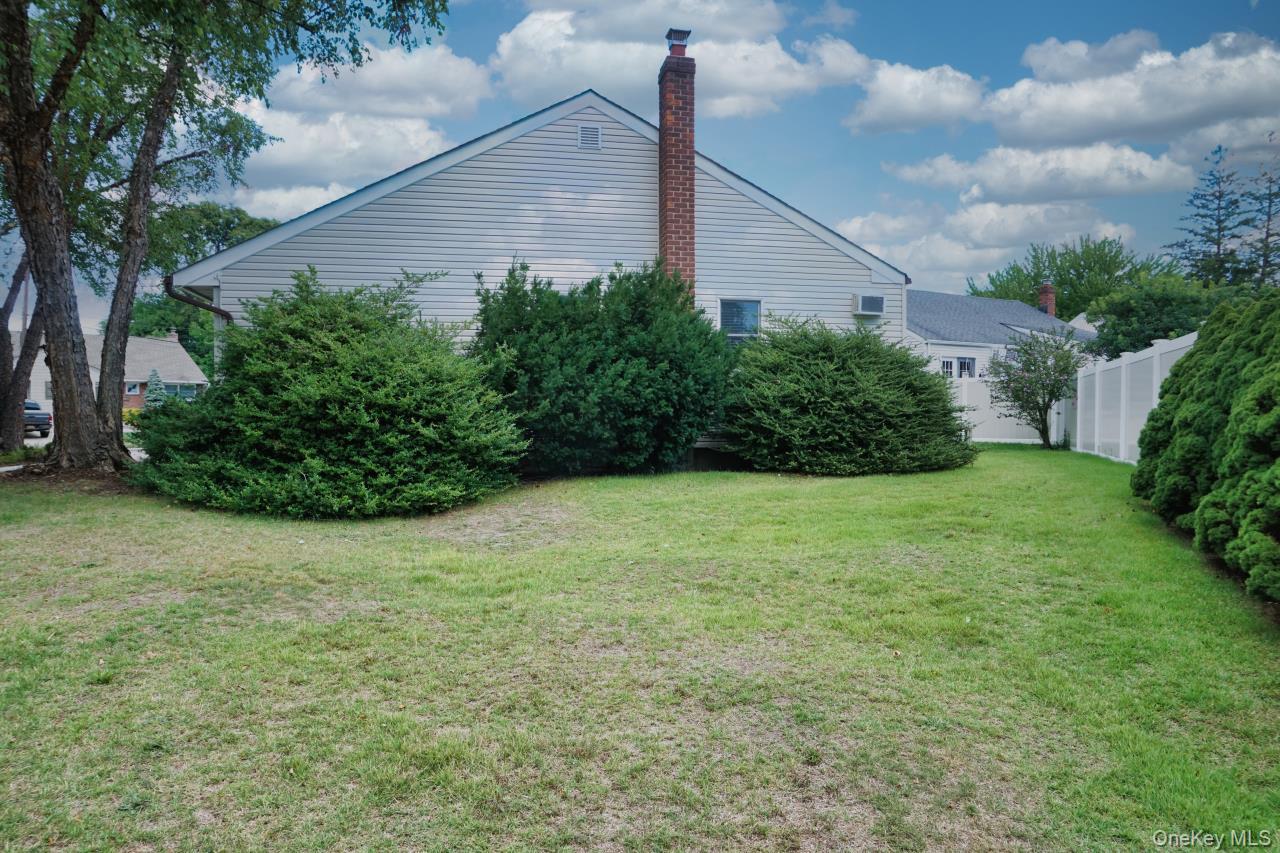 108 Glen Road – For Sale photo 5