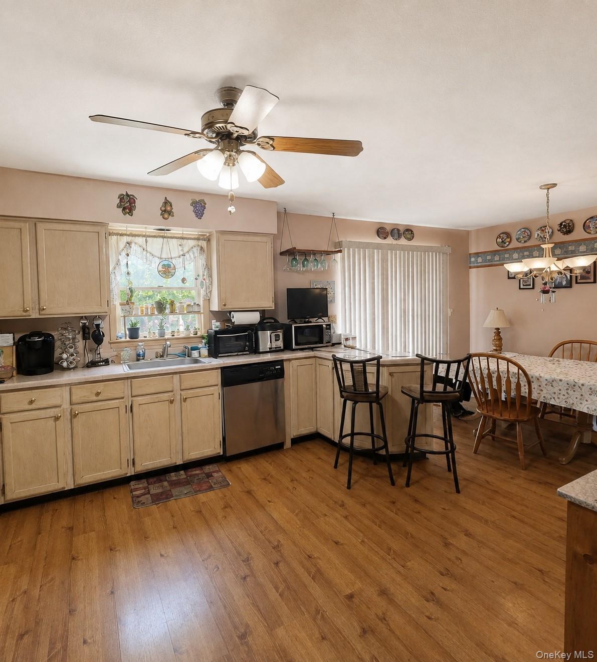 10 Andre Drive – For Sale photo 9