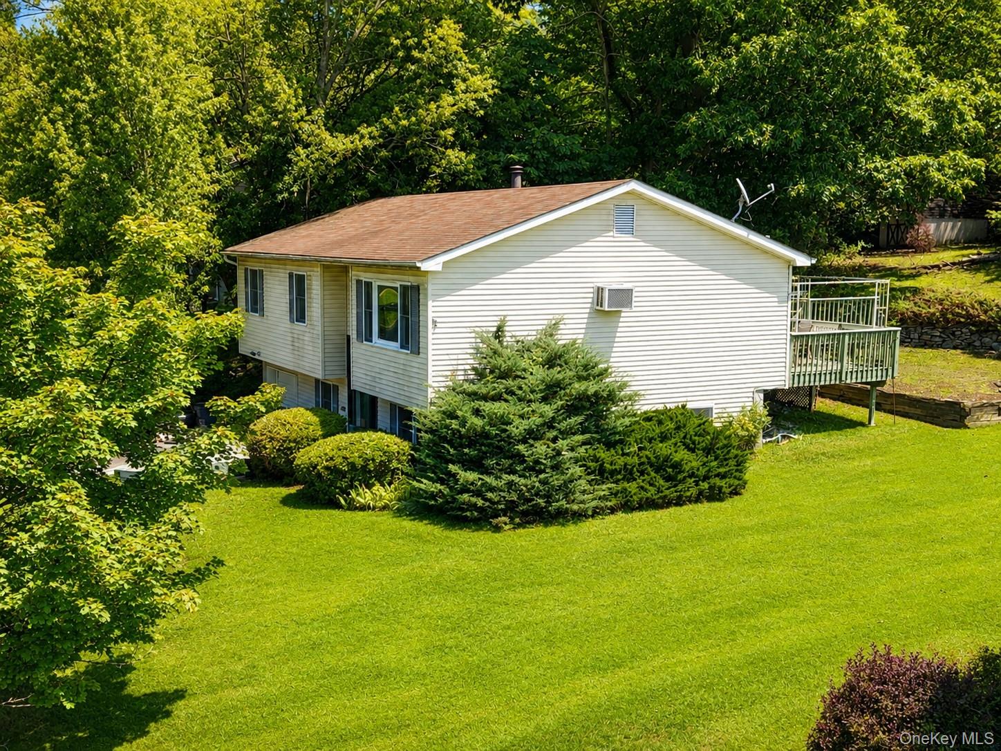 10 Andre Drive – For Sale photo 4