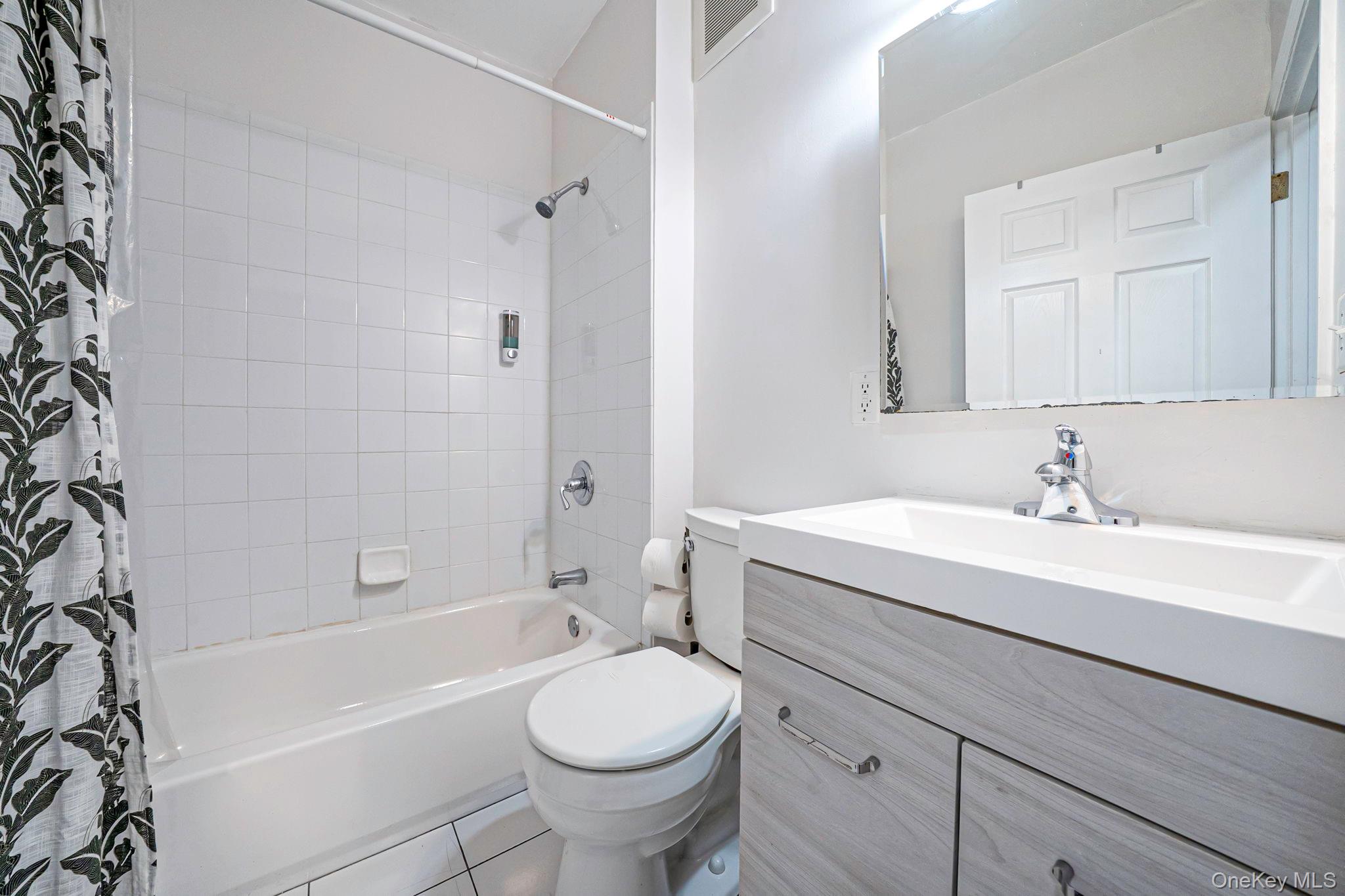 821 Prospect Avenue – For Sale photo 8