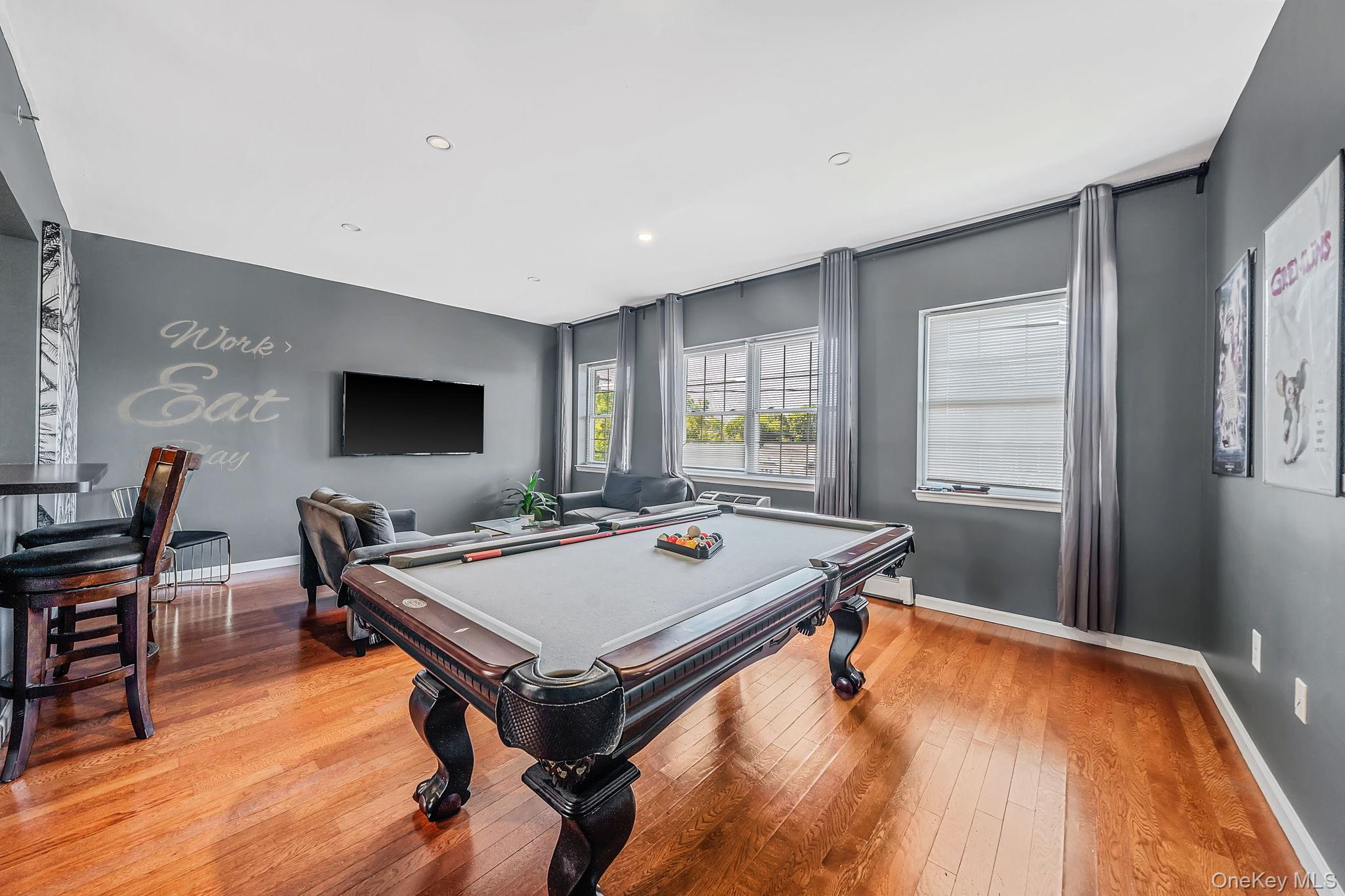 821 Prospect Avenue – For Sale photo 2