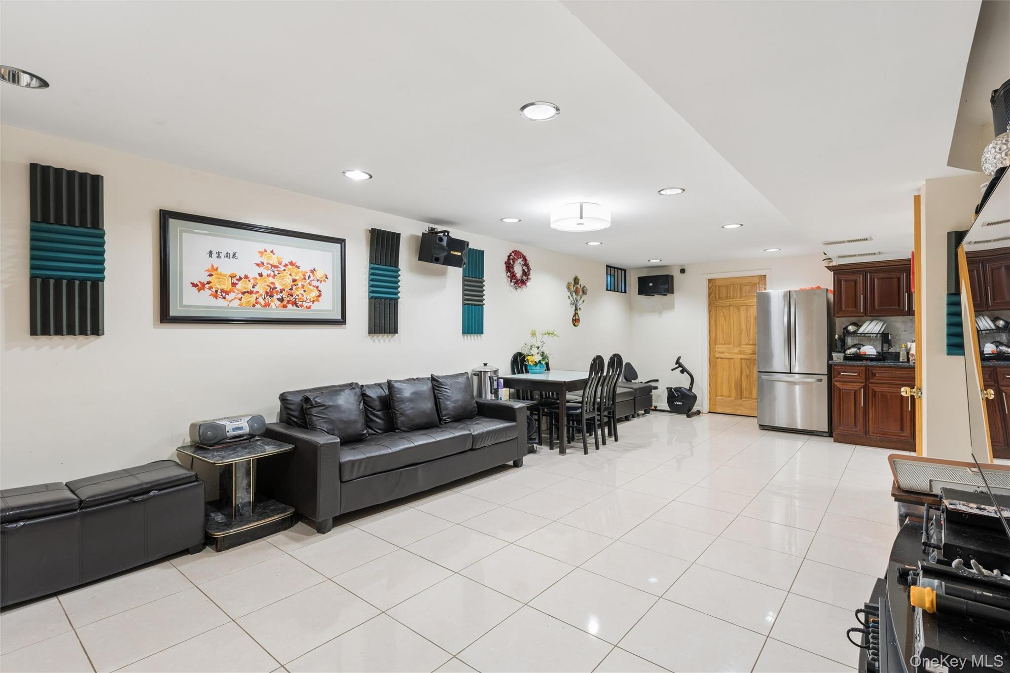 6911 Springfield Boulevard – For Sale photo 10