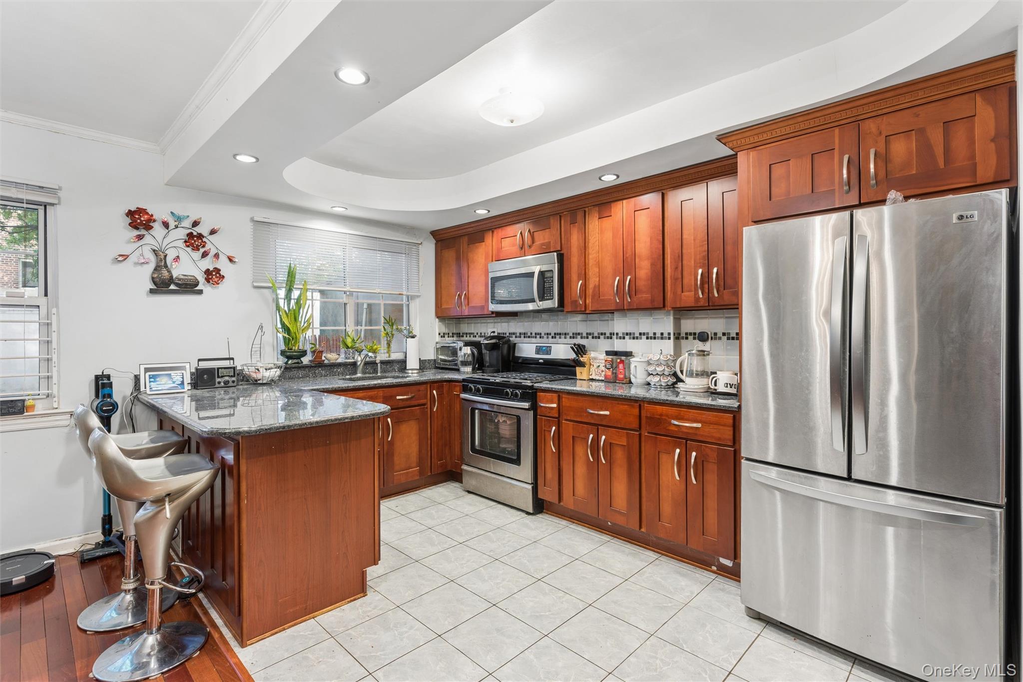 6911 Springfield Boulevard – For Sale photo 4