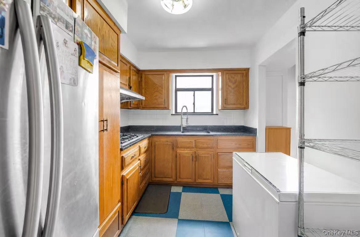 74-49 Calamus Avenue, Unit 51 photo 5