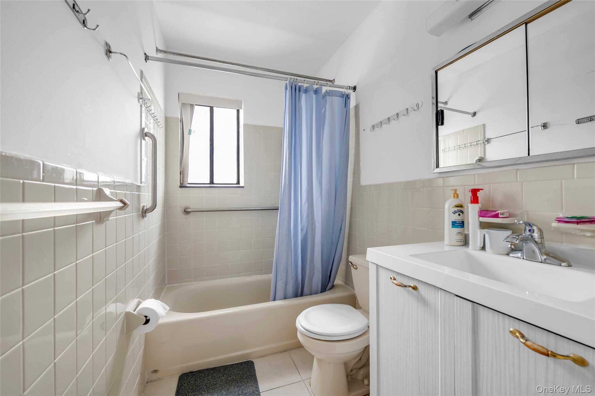 74-49 Calamus Avenue, Unit 51 photo 10