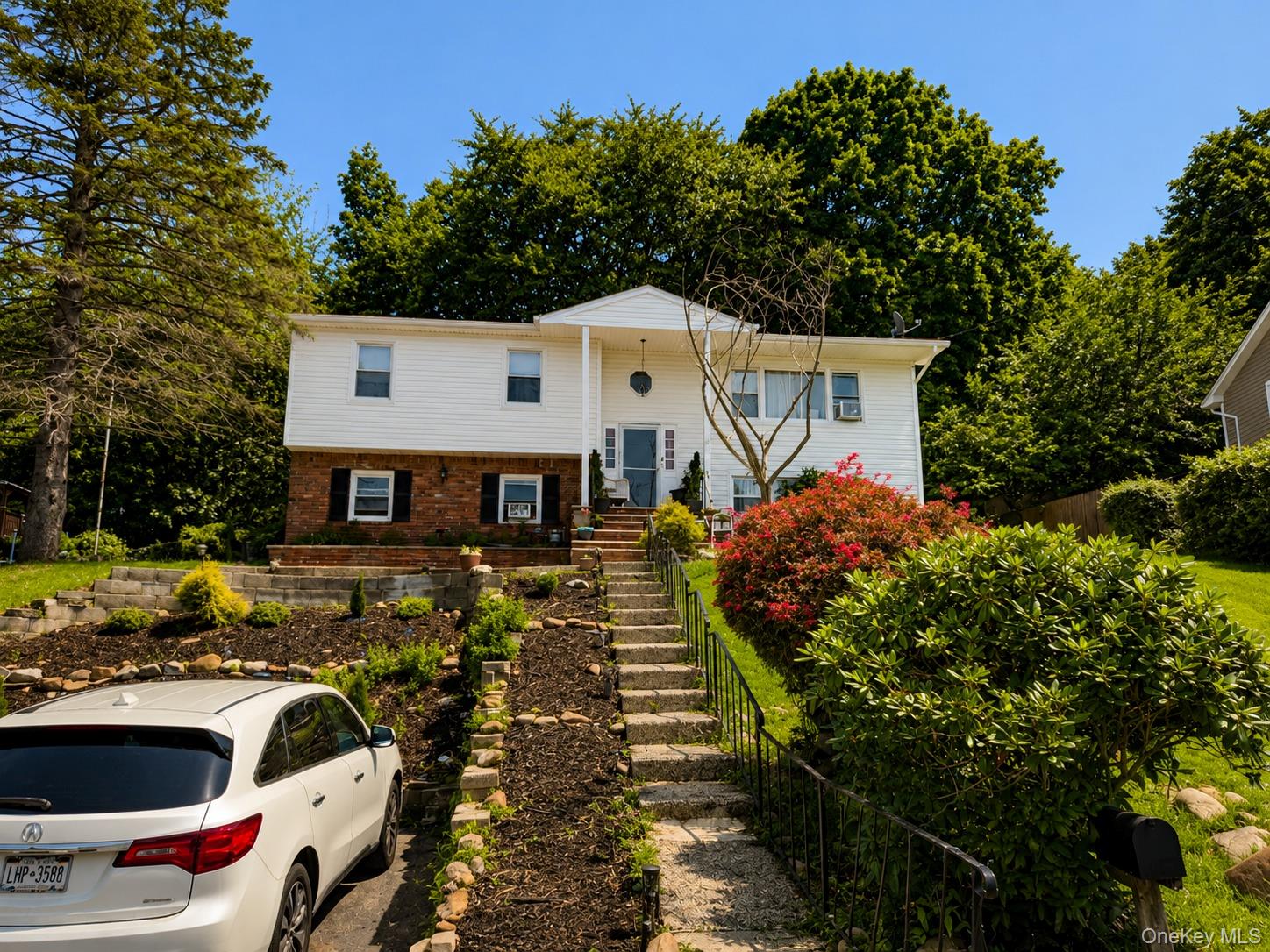 14 Rock Drive – For Sale