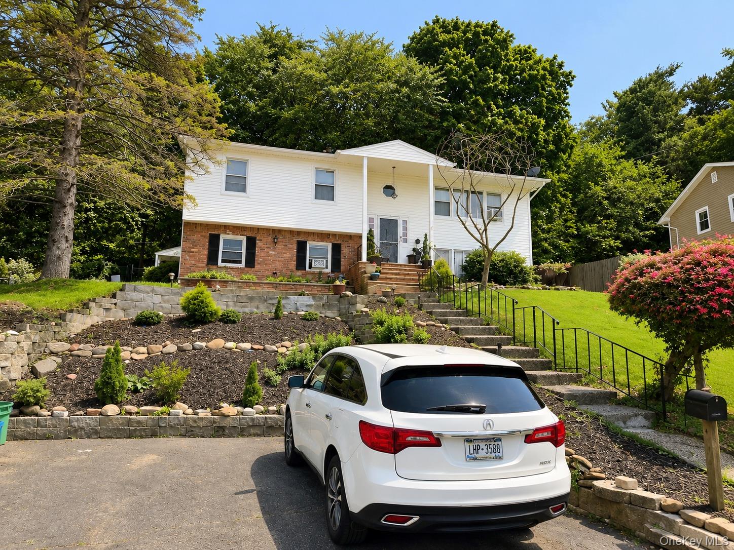 14 Rock Drive – For Sale photo 2