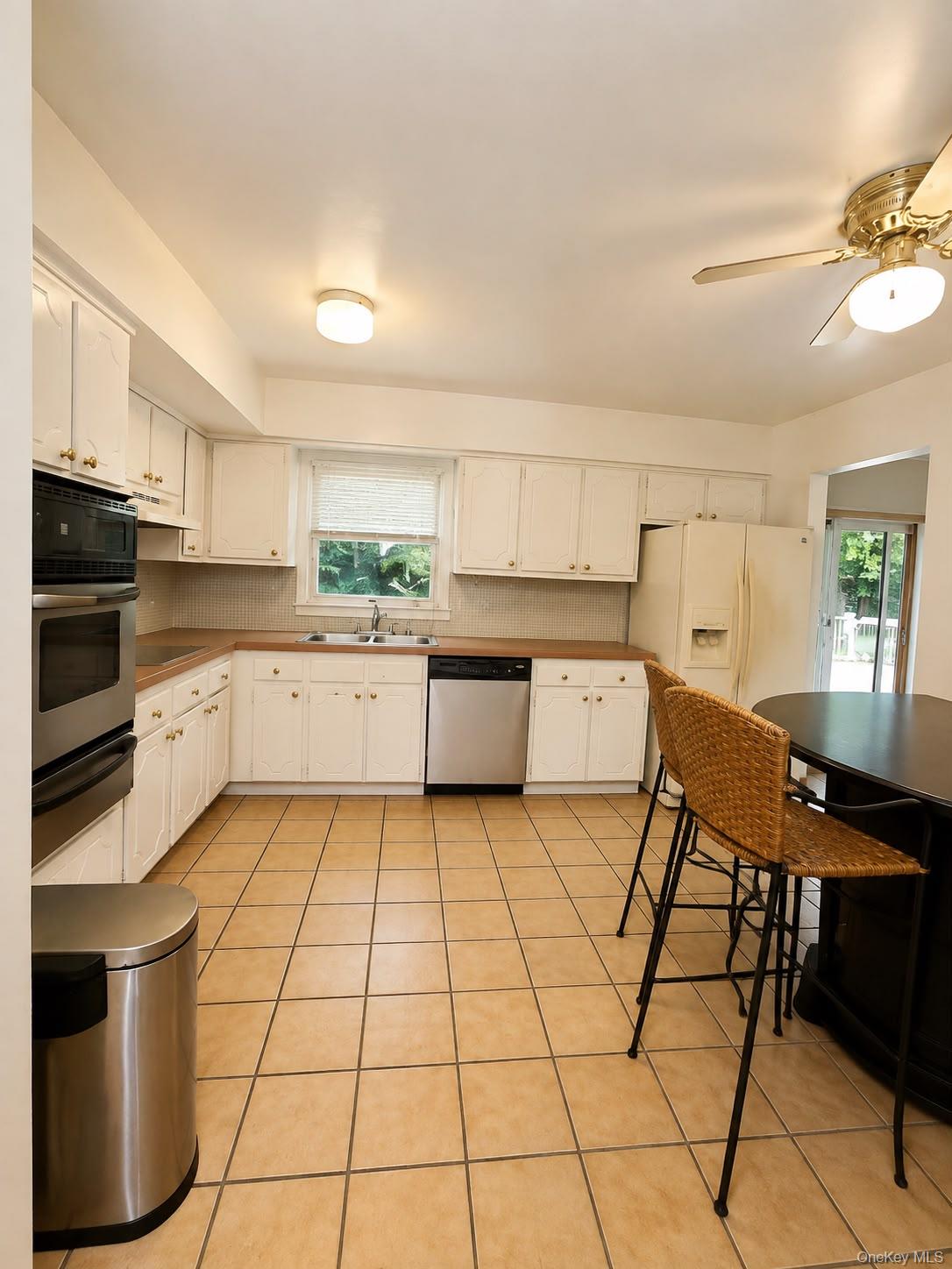 14 Rock Drive – For Sale photo 4