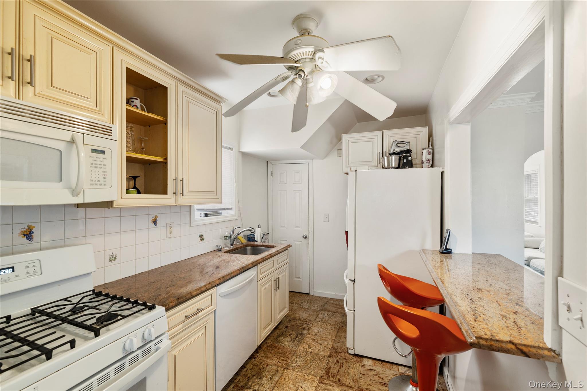 124-34 135th Place – For Sale photo 10